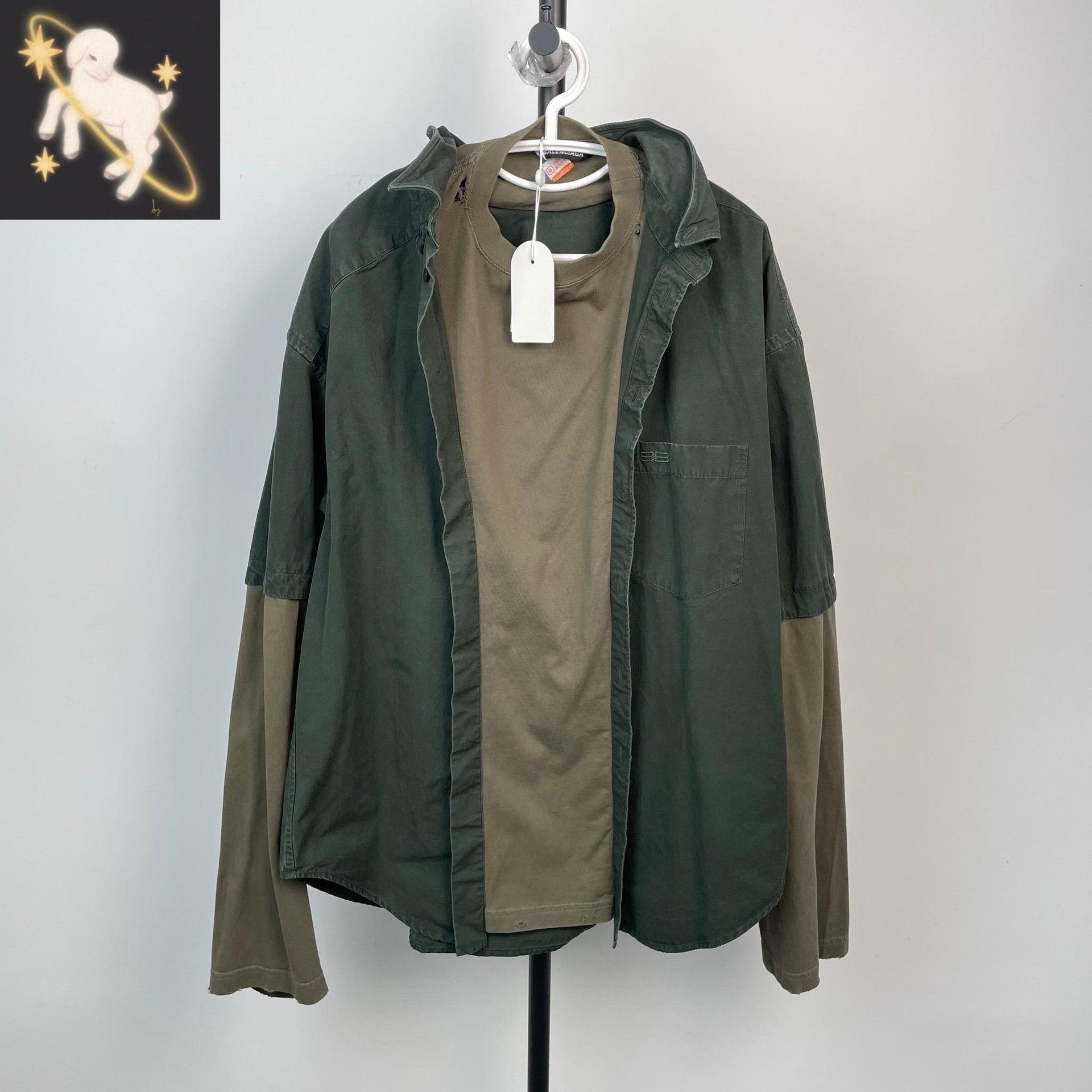 Balenciaga Balenciaga Green Shirt 22 Men Size US XS / EU 42 / 0 - 1 Thumbnail