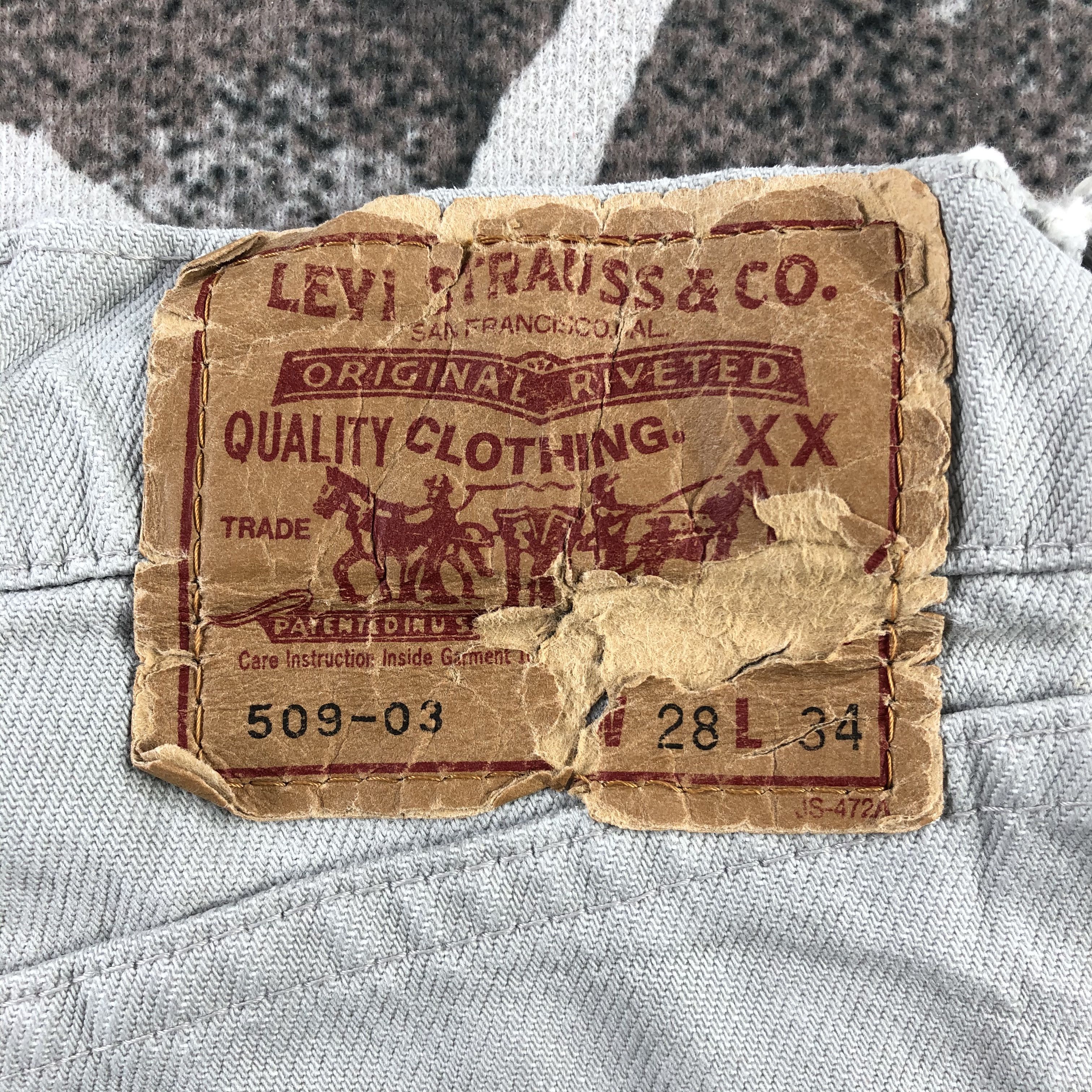 Levi's Vintage Levis 509 Jeans Faded Grey Denim KJ1271 Size US 28 / EU 44 - 5 Thumbnail