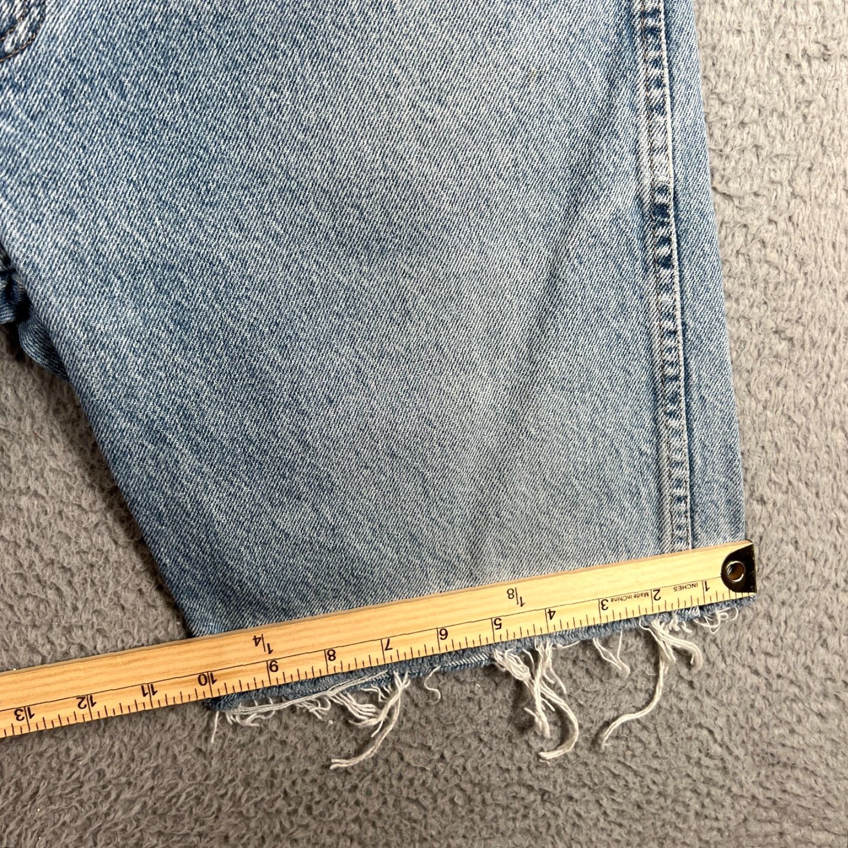 Wrangler Wrangler Bermuda Shorts Mens 36 Cut Off Light Denim Blue Grunge Jorts Size US 36 / EU 52 - 2 Thumbnail