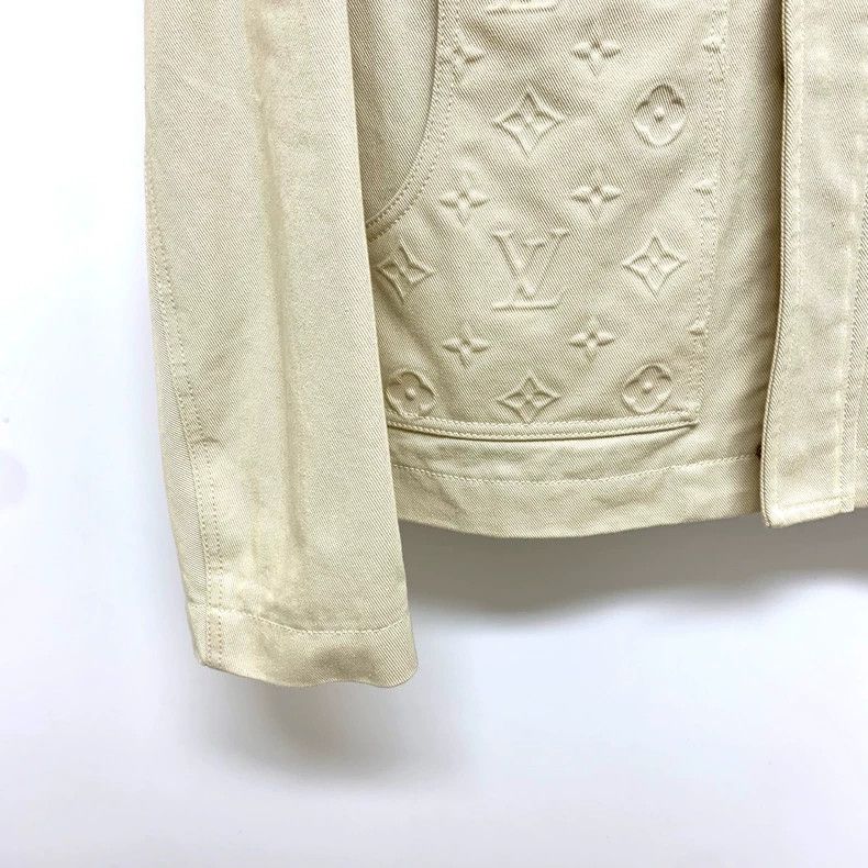 Louis Vuitton LOUIS VUITTON Off-white embossed full-print denim jacket Size US M / EU 48-50 / 2 - 5 Thumbnail