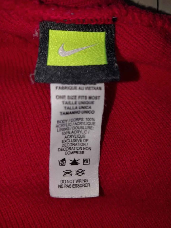Nike Nike Red Fresh Prints Beanie Size ONE SIZE - 2 Thumbnail