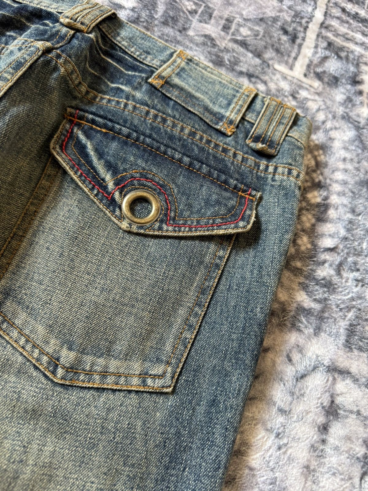 Fad Three × GOSTAR DE FUGA × Japanese Brand Rupert Japan Muddy Wash Rivet Edgy Flared Denim Pants Size US 31 - 15 Thumbnail