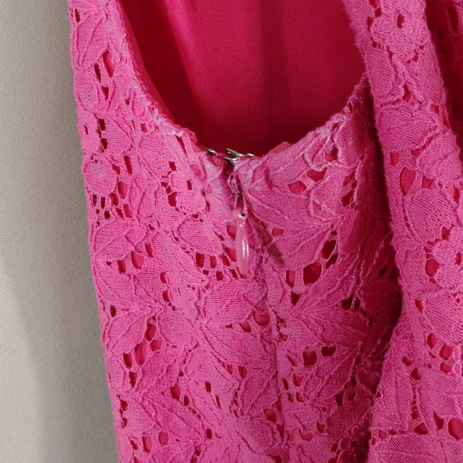 Other Nicole by Nicole Miller Hot Pink Lace Top Flowy Blouse Size M / US 6-8 / IT 42-44 - 4 Thumbnail
