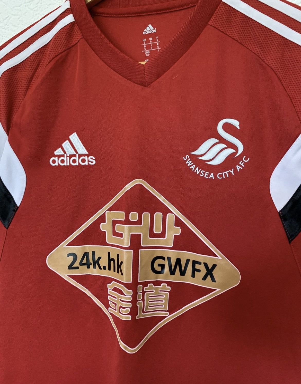 Adidas SWANSEA CITY ADIDAS 2014 TRAINING KIT SOCCER JERSEY FOOTBALL Size US S / EU 44-46 / 1 - 2 Thumbnail