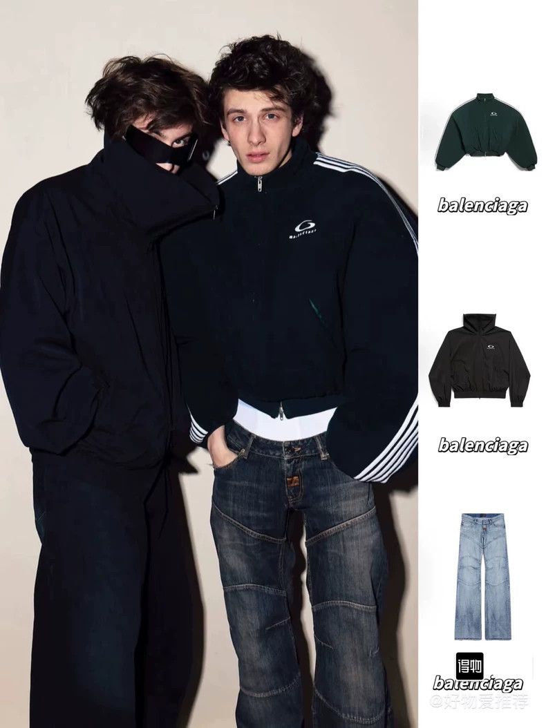 Balenciaga Balenciaga size 38 High-necked short sports coat embroider Size US XS / EU 42 / 0 - 6 Thumbnail