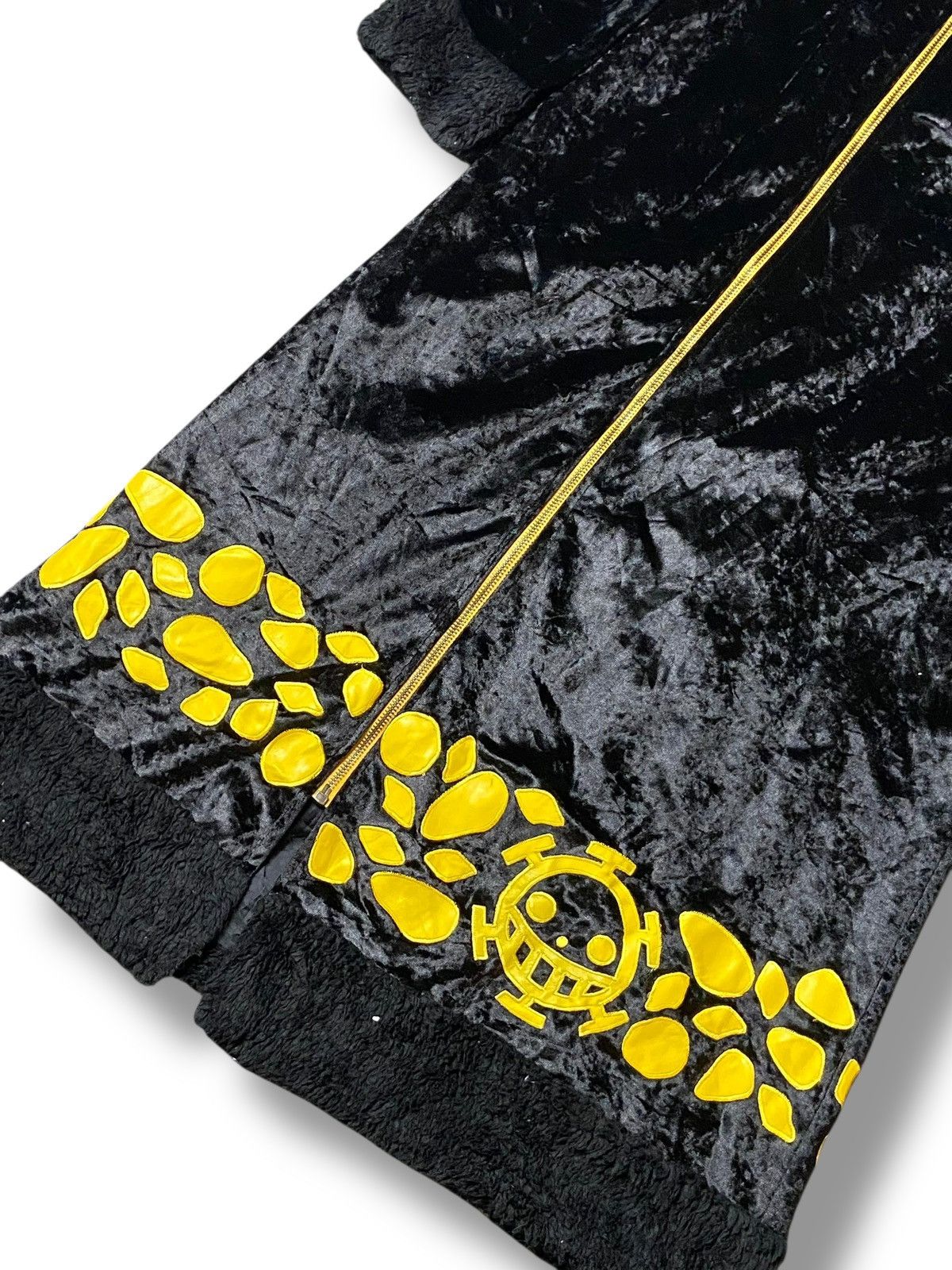 Japanese Brand × One Piece × Vintage Trafalgar Law One Piece Cosplay (123) Size US L / EU 52-54 / 3 - 8 Thumbnail