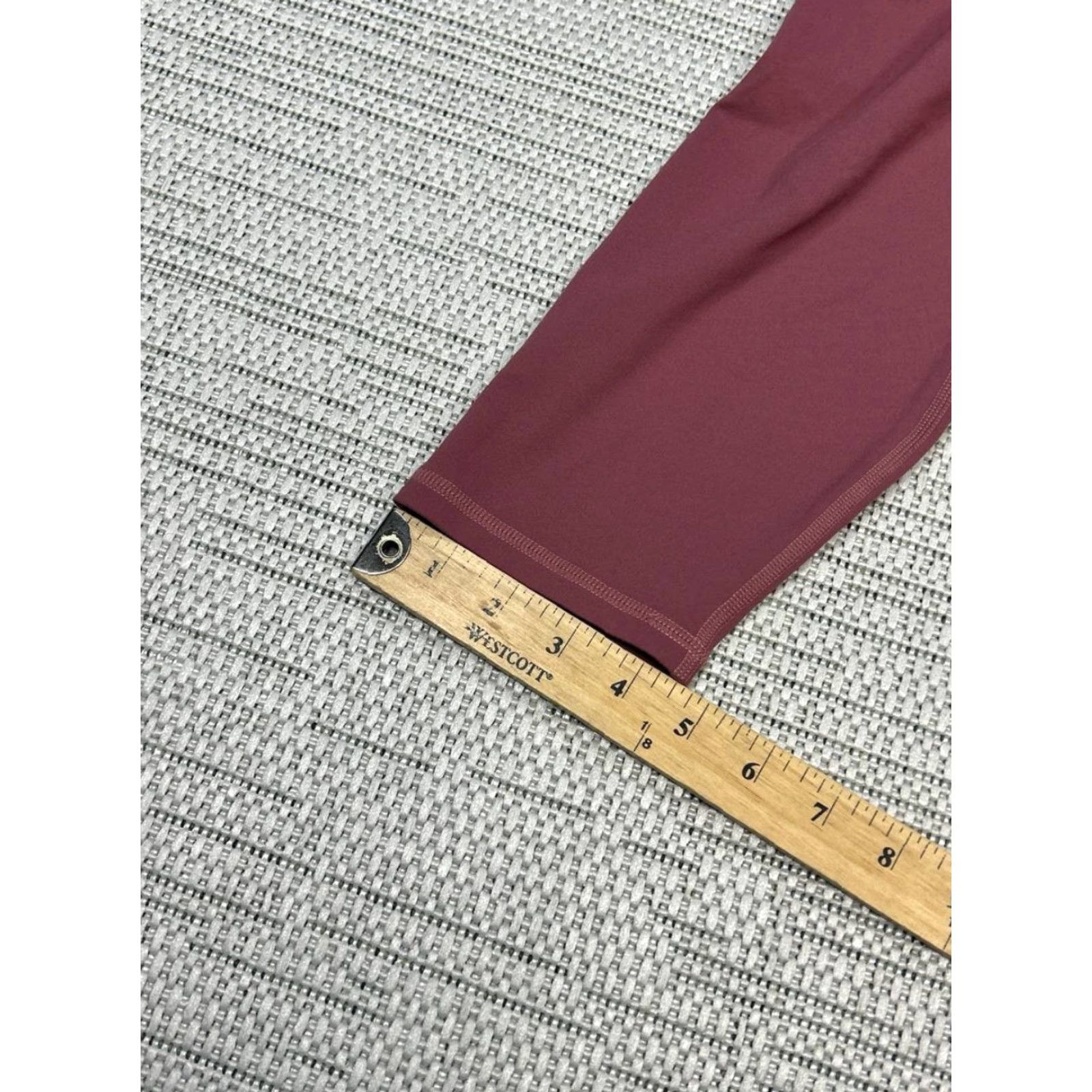 Logo 7 Pure Luxe Leggings Womens XL Red Logo Mid Rise Athleisure Crossover 7 8 Inseam 24 in Nylon Polyester Spandex Size 40" / US 18 - 4 Thumbnail