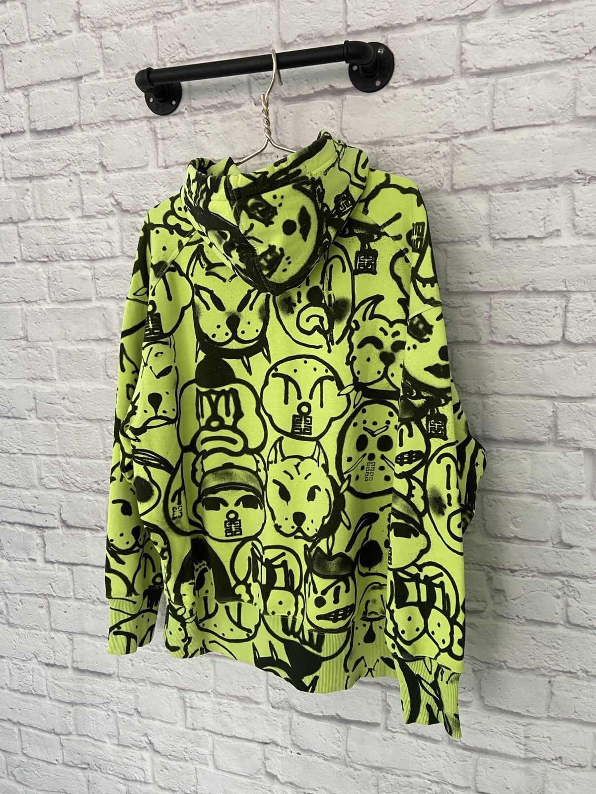 Chito × Givenchy Givenchy Chito Allover Family Oversized Hoodie Size US L / EU 52-54 / 3 - 15 Thumbnail