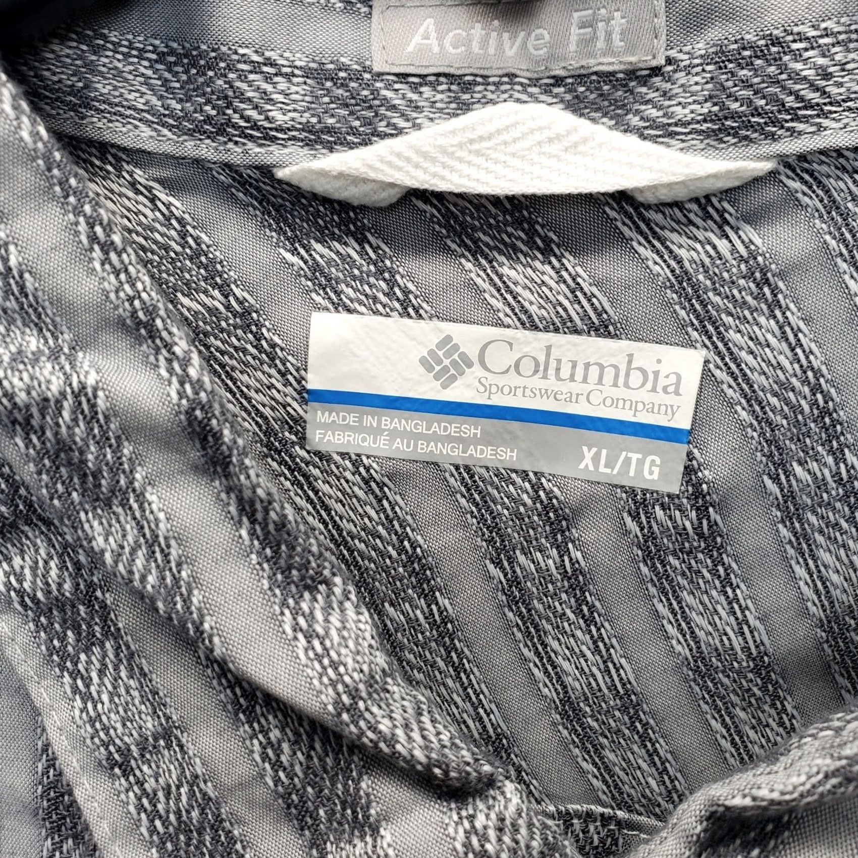 Vintage Columbia Mens XL Button-Up Shirt Striped Collared Pocketed Active Fit Size US XL / EU 56 / 4 - 6 Thumbnail