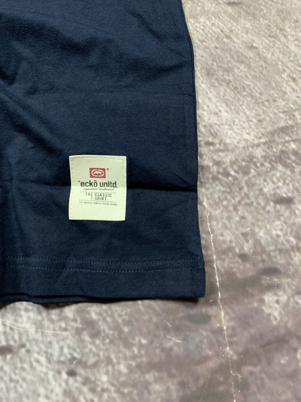 Ecko Unltd. Ecko UNLTD. Tee Vintage Sk8 Big Logo Avantgarde Style Size US XL / EU 56 / 4 - 7 Thumbnail