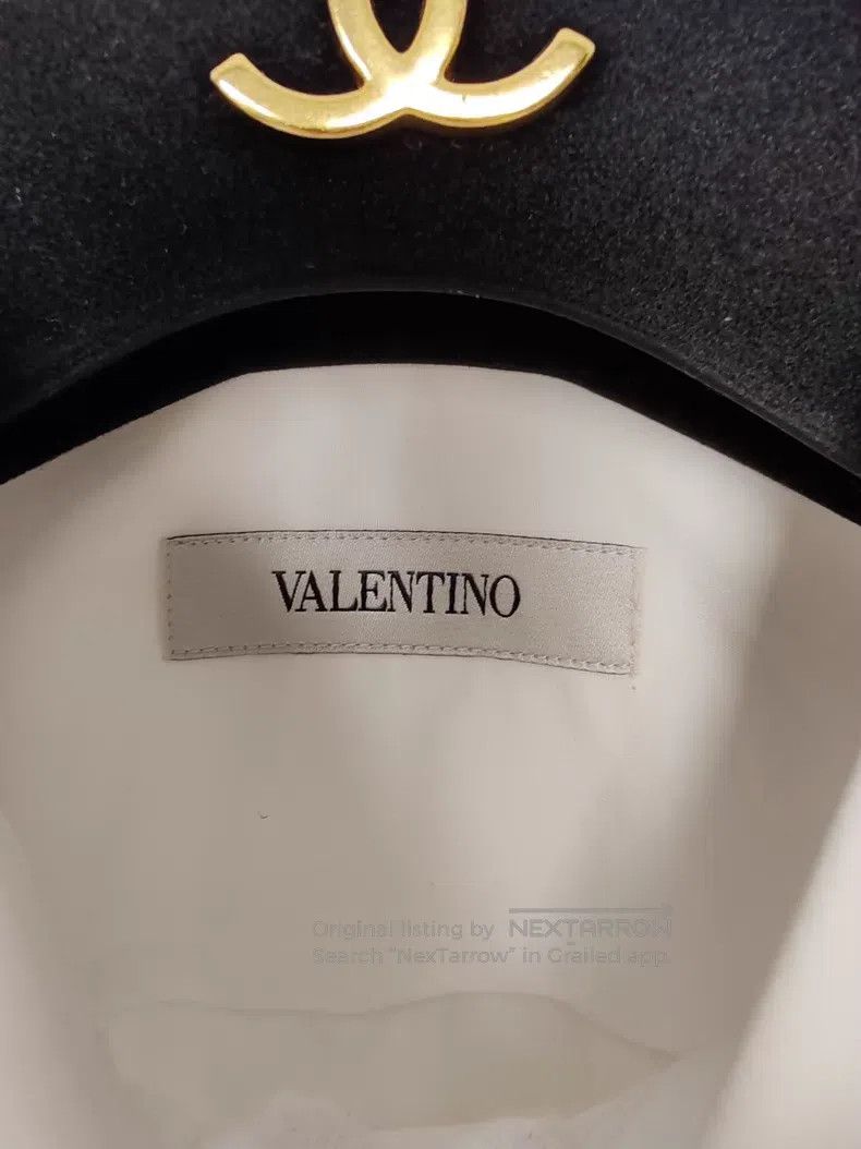 Valentino Valentino Solid color shirt Size US M / EU 48-50 / 2 - 3 Thumbnail