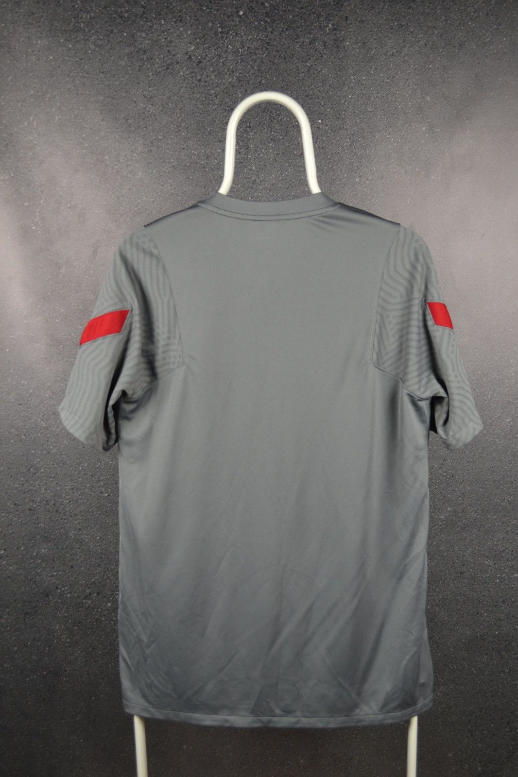 Nike Liverpool Training Football Shirt Nike Soccer Jersey Size M Size US M / EU 48-50 / 2 - 2 Thumbnail