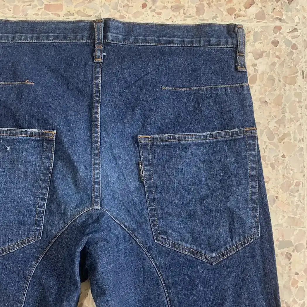 Issey Miyake STEALS💥CABANE DE ZUCCA BY ISSEY MIYAKE JEANS REDLINE SIZE M Size US 32 / EU 48 - 10 Thumbnail