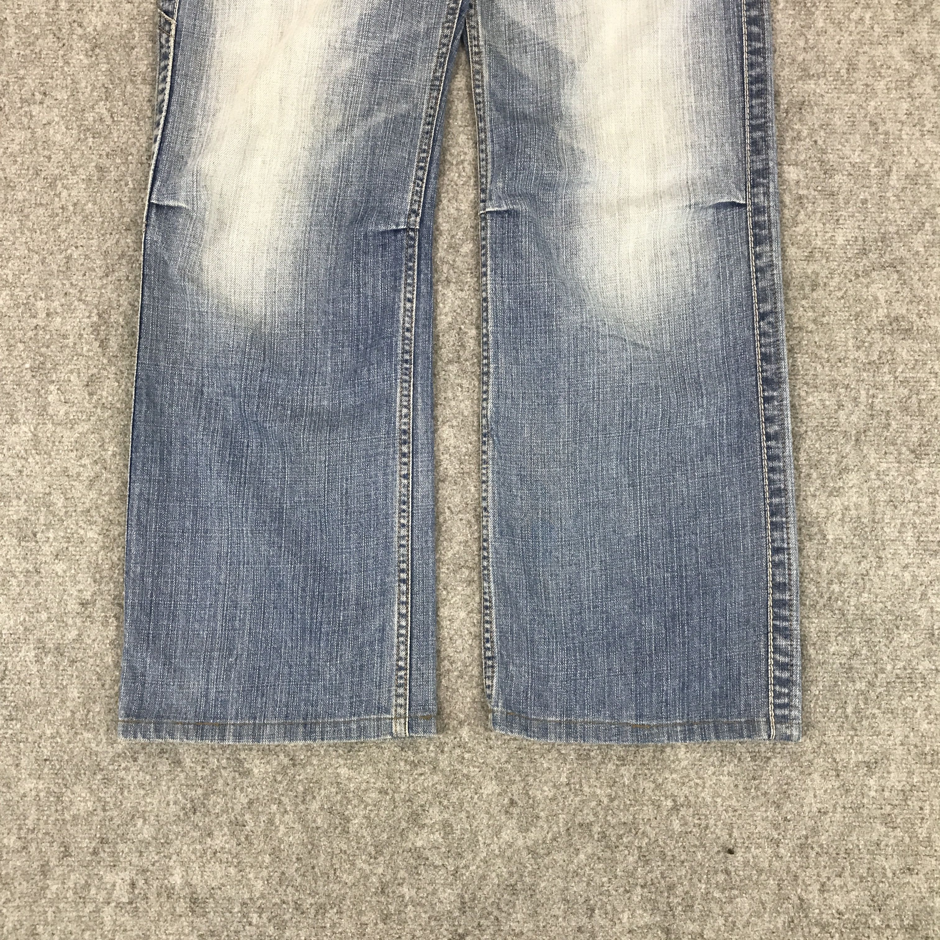 If Six Was Nine × Japanese Brand × Le Grande Bleu (L.G.B.) FLARED BLUE WAY MODERN BOOTCUT DENIM JEANS Size US 32 / EU 48 - 4 Thumbnail
