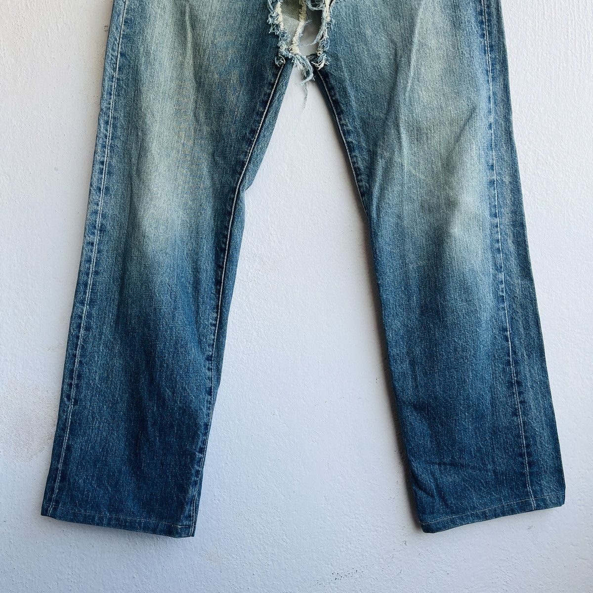 Levi's Vintage Levi's 502XX Big E Distressed Cut Selvedge Jeans J22 Size US 30 / EU 46 - 9 Thumbnail