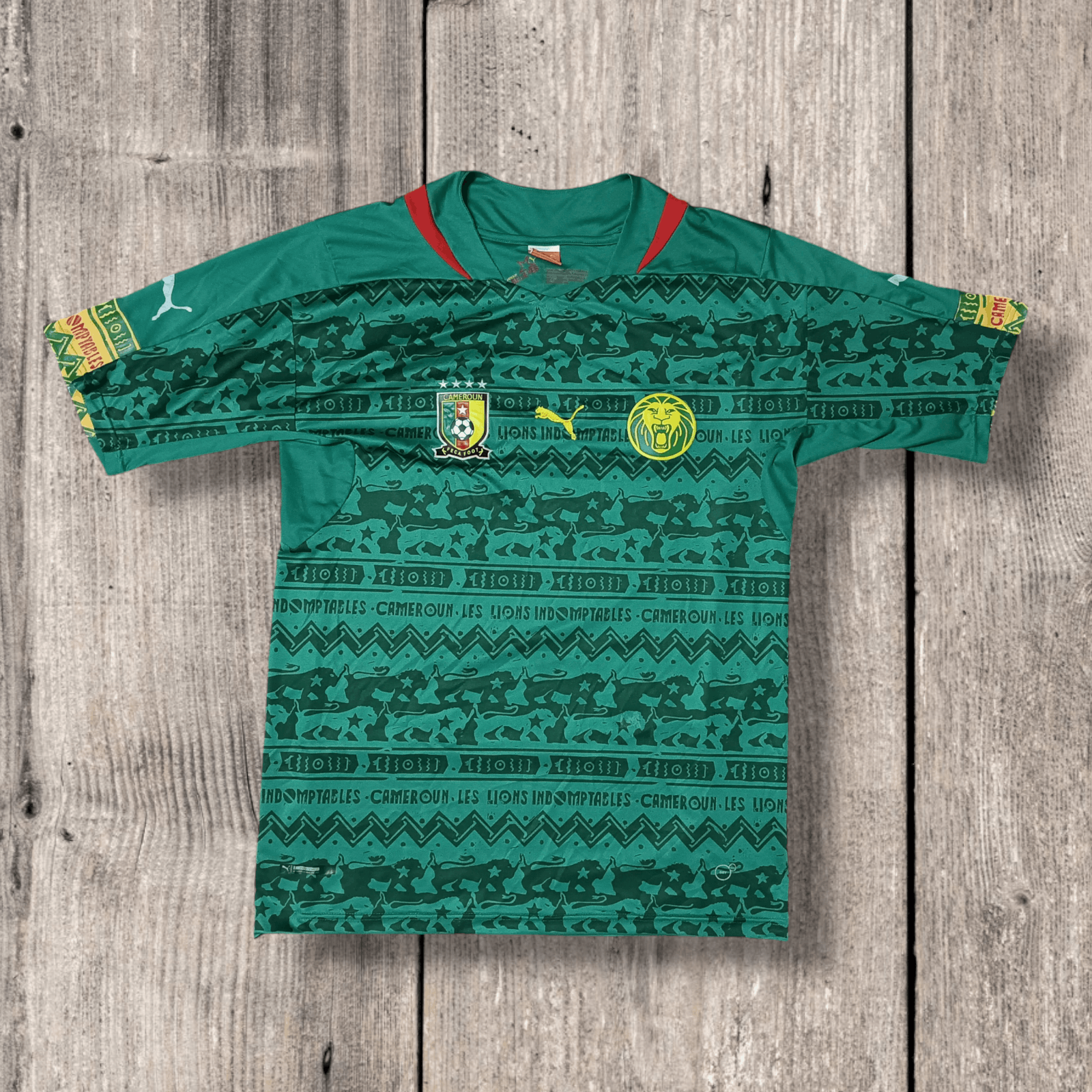 Puma 2014-2015 | Cameroon | Home Jersey Size US XL / EU 56 / 4 - 1 Thumbnail