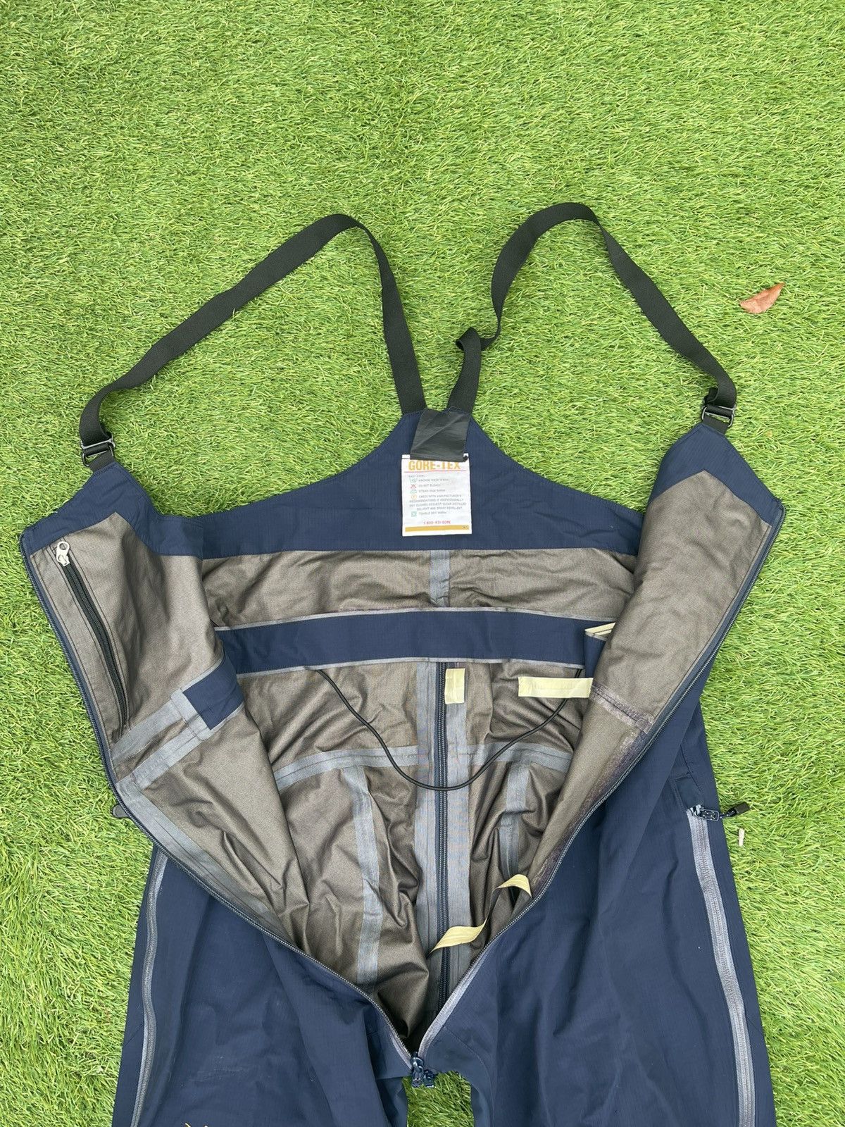 Arc'teryx Vintage Arc’teryx Gore-Tex XCR Bib Pants Shadow Blue Full Zi Size US 36 / EU 52 - 6 Thumbnail