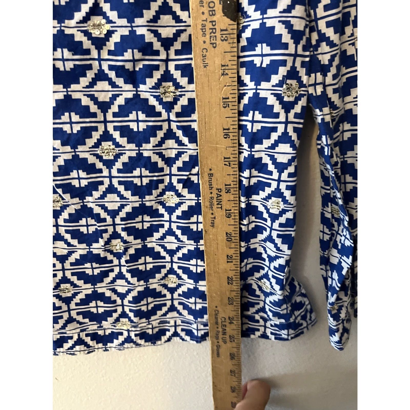 Banana Republic Banana Republic Shirt Womens Small Blue Geometric Print Long Sleeve Blouse Size S / US 4 / IT 40 - 4 Thumbnail