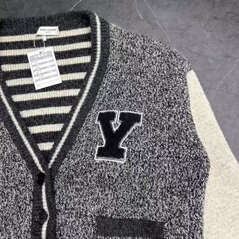 Saint Laurent Paris Saint Laurent Knit Cardigan Size S-2507 Size US S / EU 44-46 / 1 - 1 Thumbnail