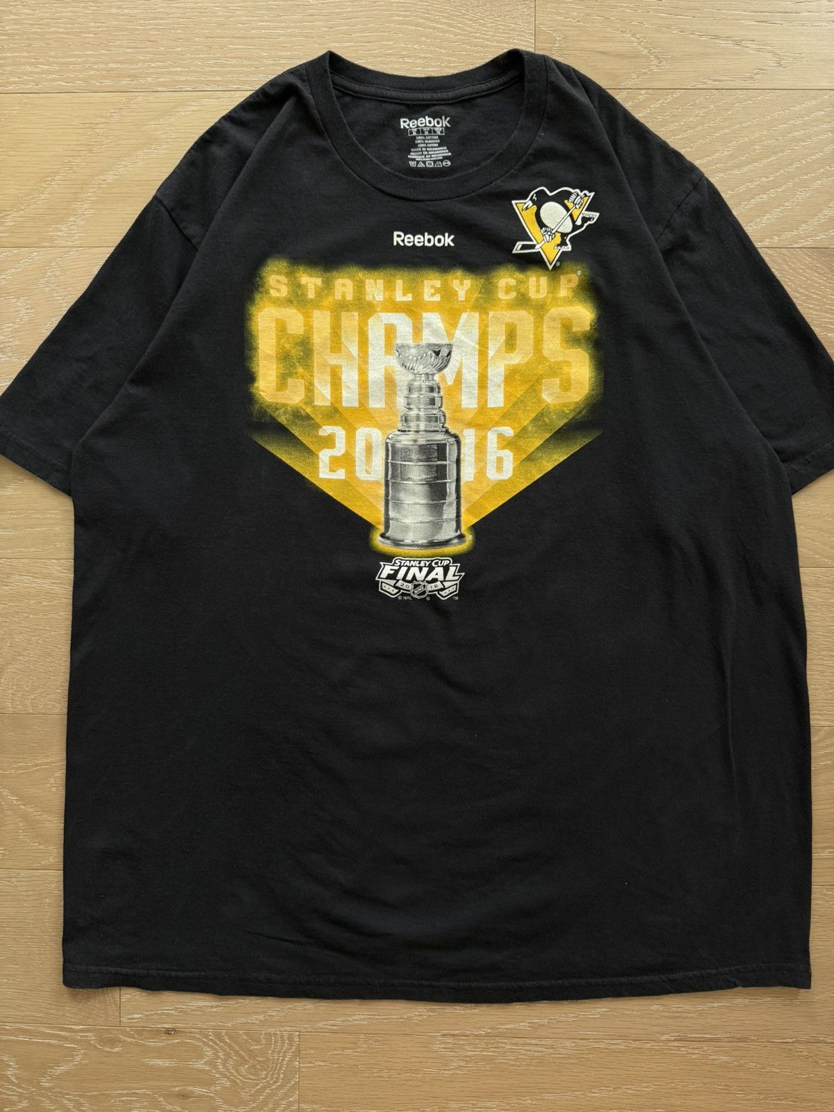 Reebok Pittsburgh Penguins 2016 NHL Stanley Cup Champions Shirt Size US XL / EU 56 / 4 - 1 Thumbnail