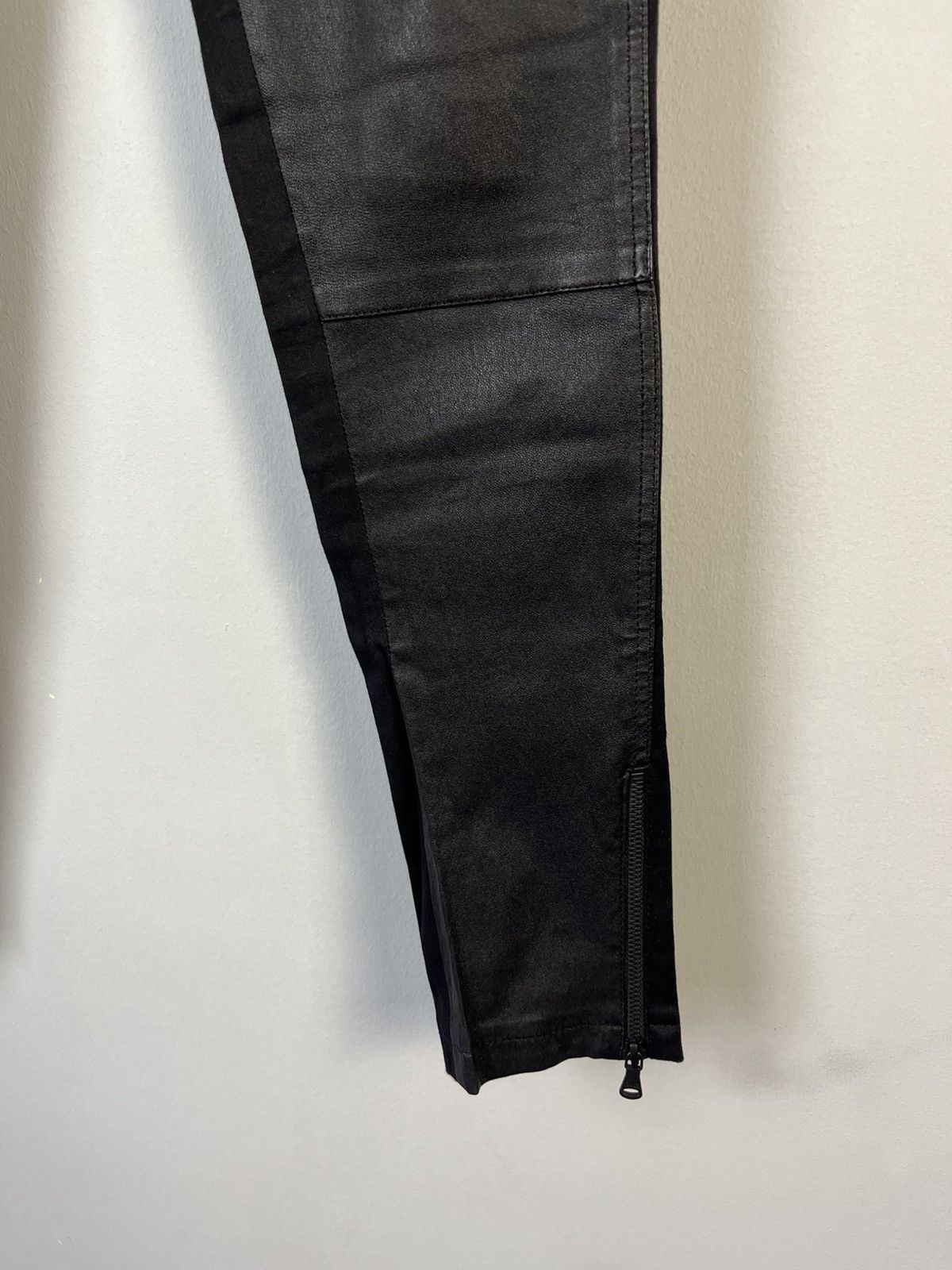 Dolce & Gabbana Dolce & Gabbana D&G Luxury Faux Leather Pants Trousers Size 30" / US 8 / IT 44 - 4 Thumbnail