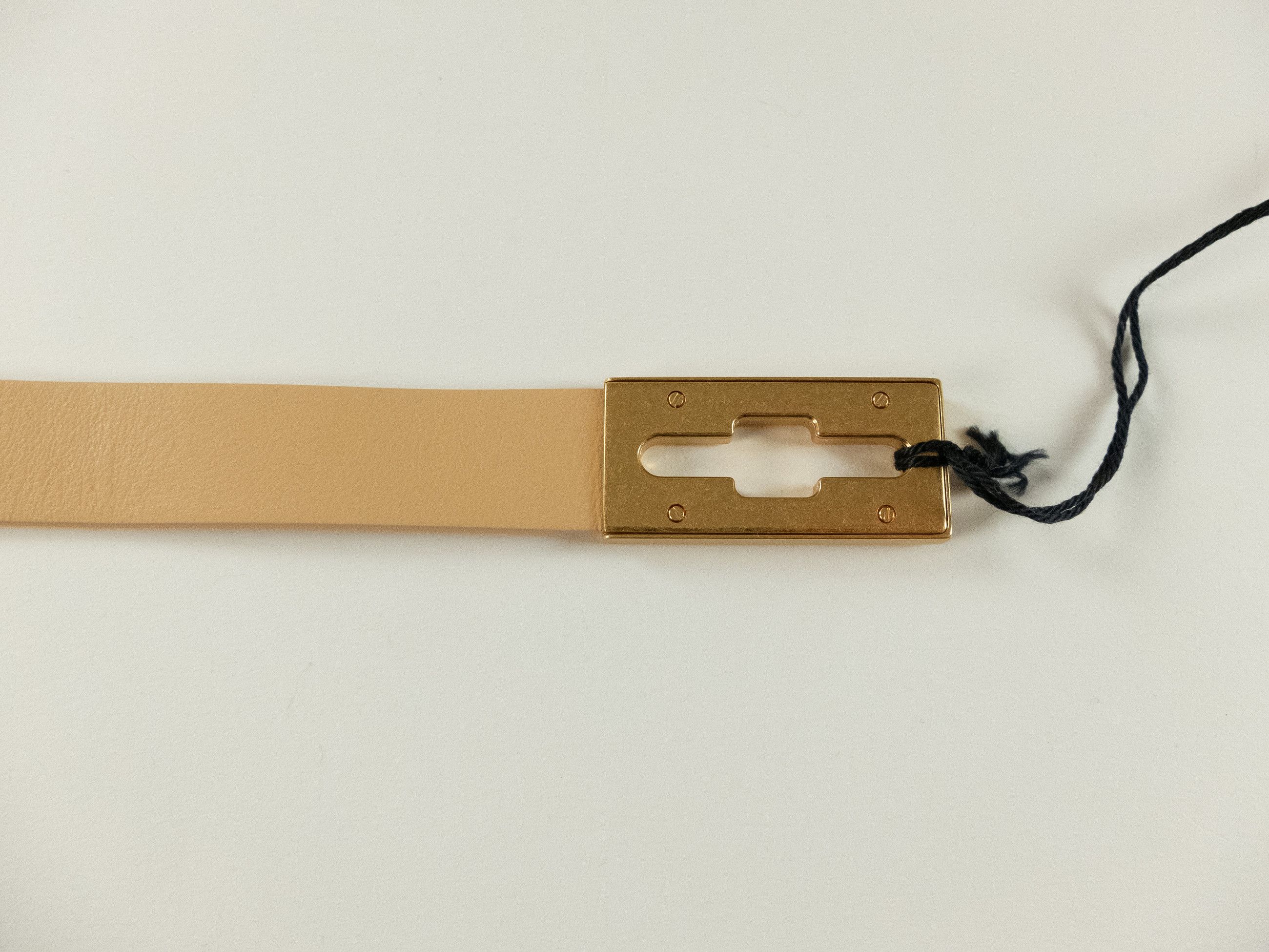 Bottega Veneta BOTTEGA VENETA Point Lock almond beige triangle leather belt Size ONE SIZE - 7 Thumbnail