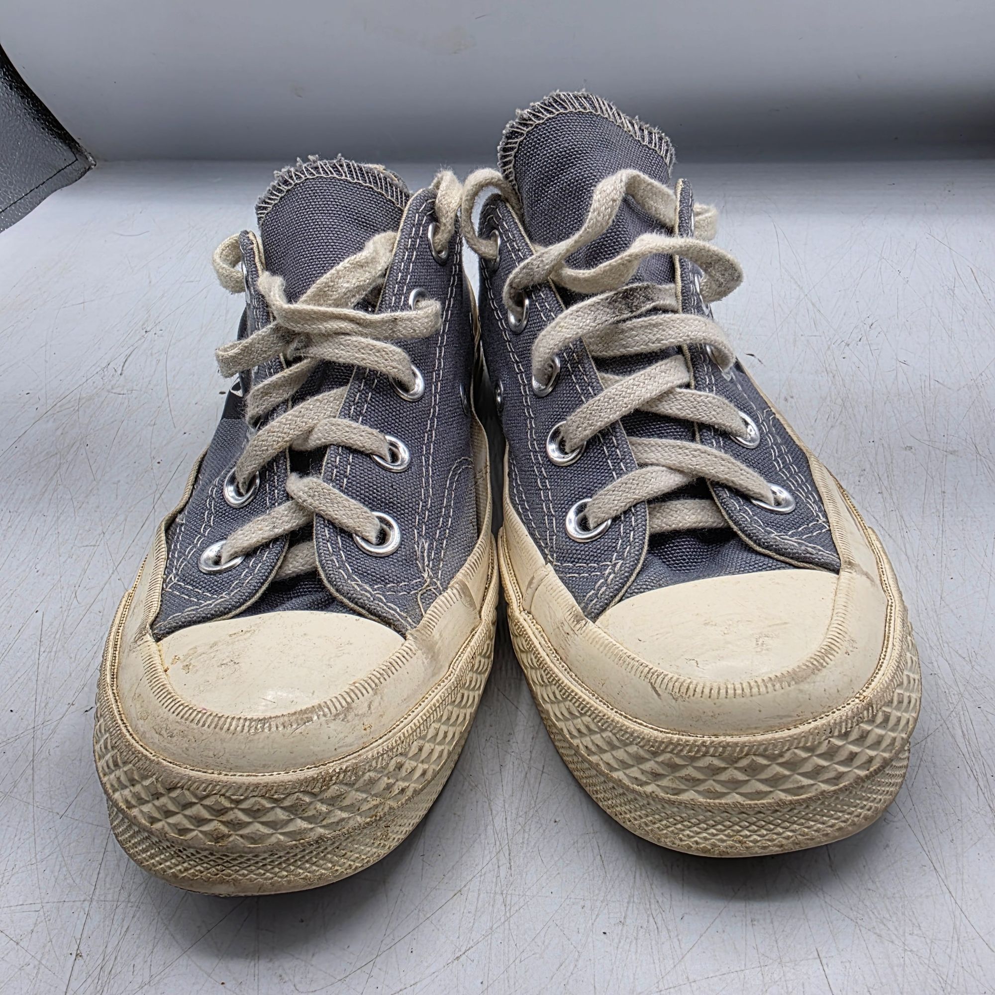 Converse Converse Comme Des Garcons CDG PLAY x Chuck 70 Womens Sz 5 L Size US 5 / IT 35 - 2 Thumbnail