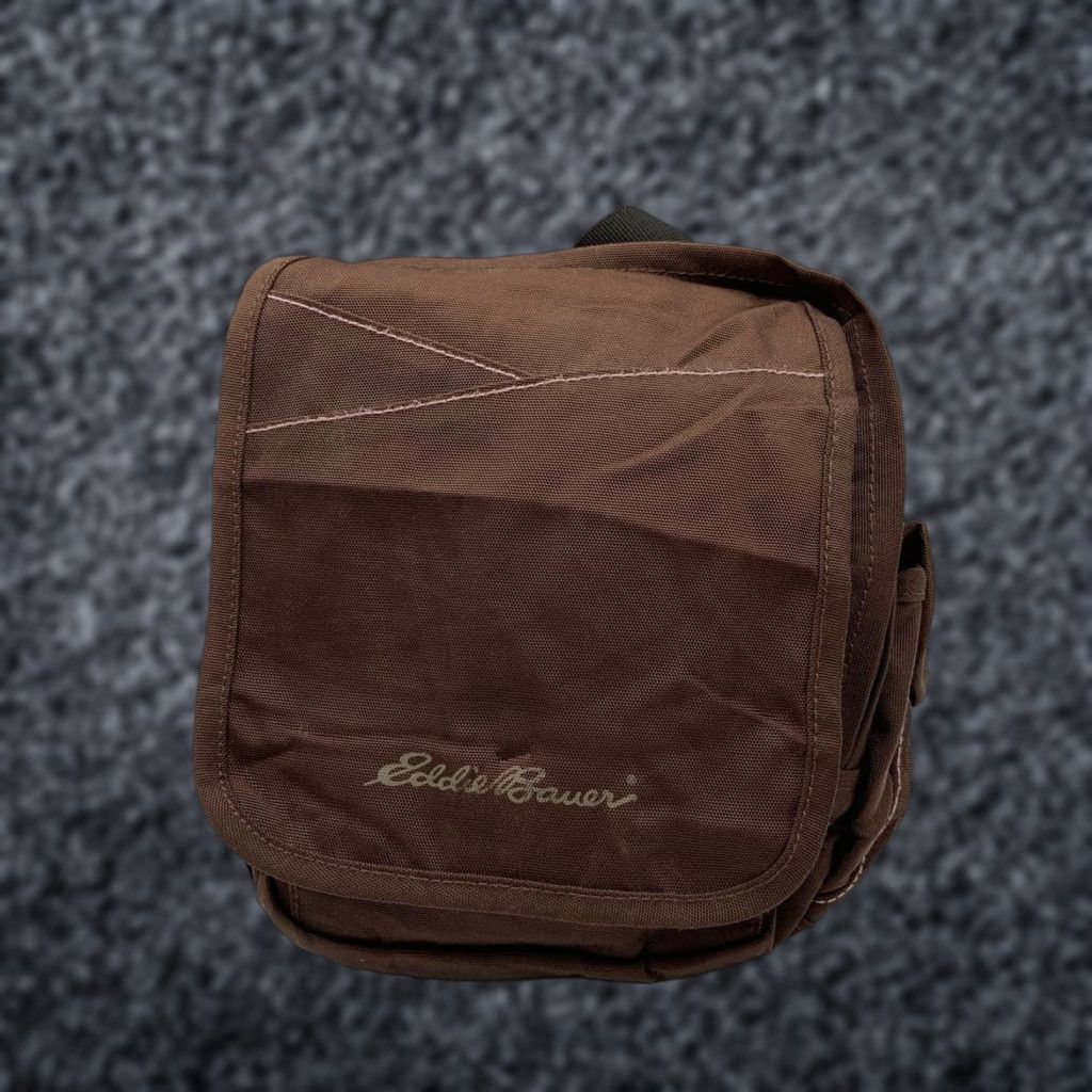 Eddie Bauer Eddie Bauer Travel Bag Brown Nylon Adjustable Crossbody Straps Mini Weekend Bag Unisex Adults 100% Nylon Travel Bag Brown Size ONE SIZE - 1 Thumbnail