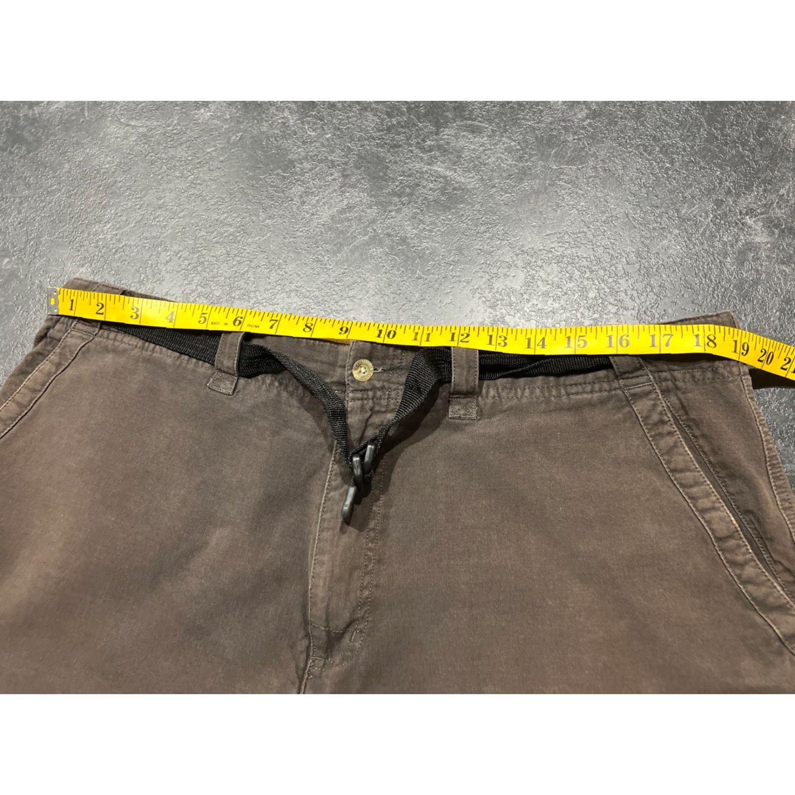 Vintage VINTAGE Columbia Cargo Shorts belted Outdoor Size XL Brown Men’s Size US 36 / EU 52 - 6 Thumbnail