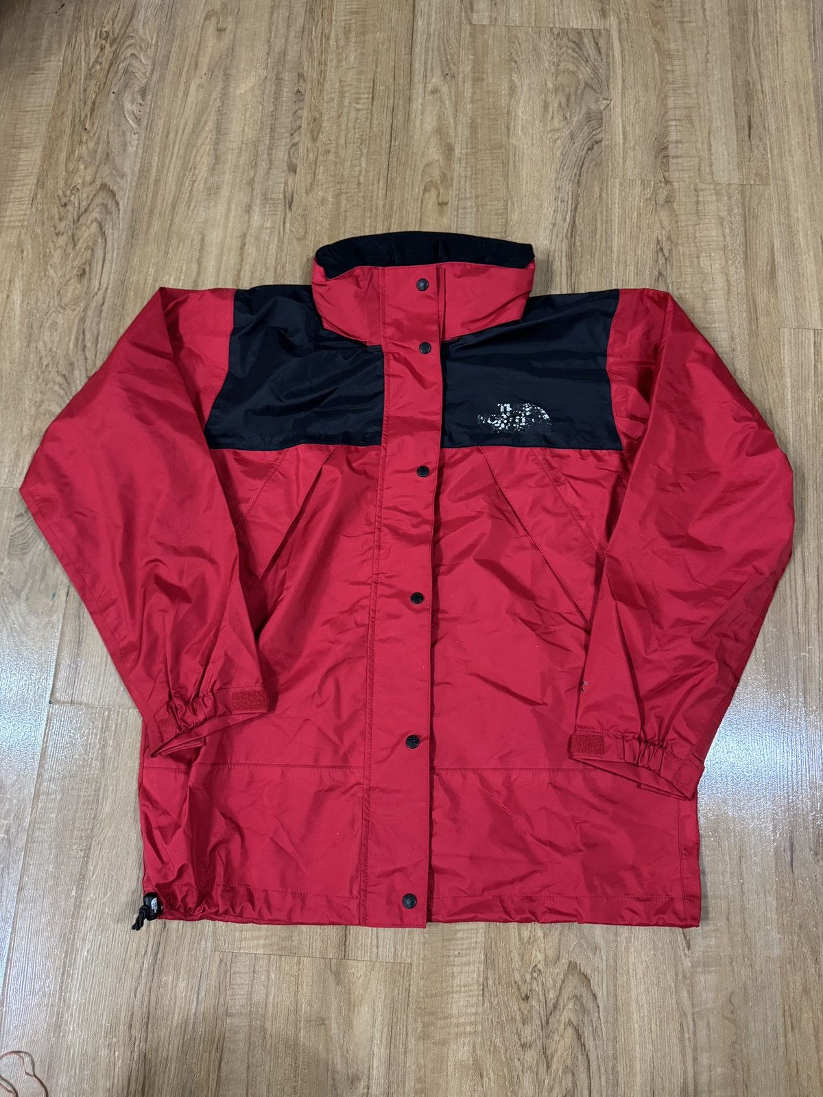 The North Face Vintage TNF GORETEX JACKET Size M / US 6-8 / IT 42-44 - 1 Thumbnail