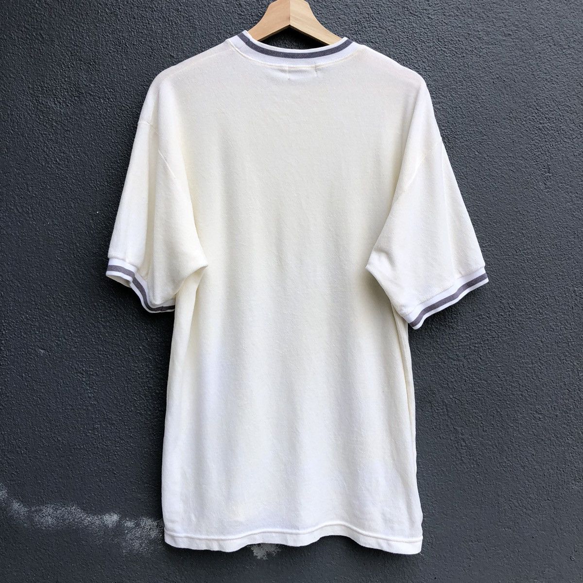 Quiksilver Vintage Surf Quiksilver Embroided Tshirt Size US XL / EU 56 / 4 - 10 Thumbnail