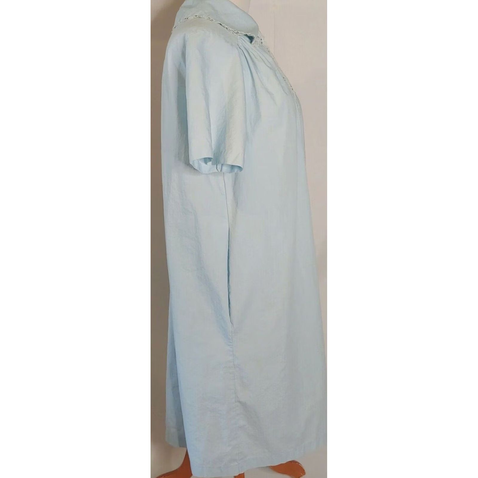 Vintage VINTAGE Womens Nightgown M/L Lace Trim Blue Short Sleeve Button Grannycore Shirt Size 32" / US 10 / IT 46 - 4 Thumbnail