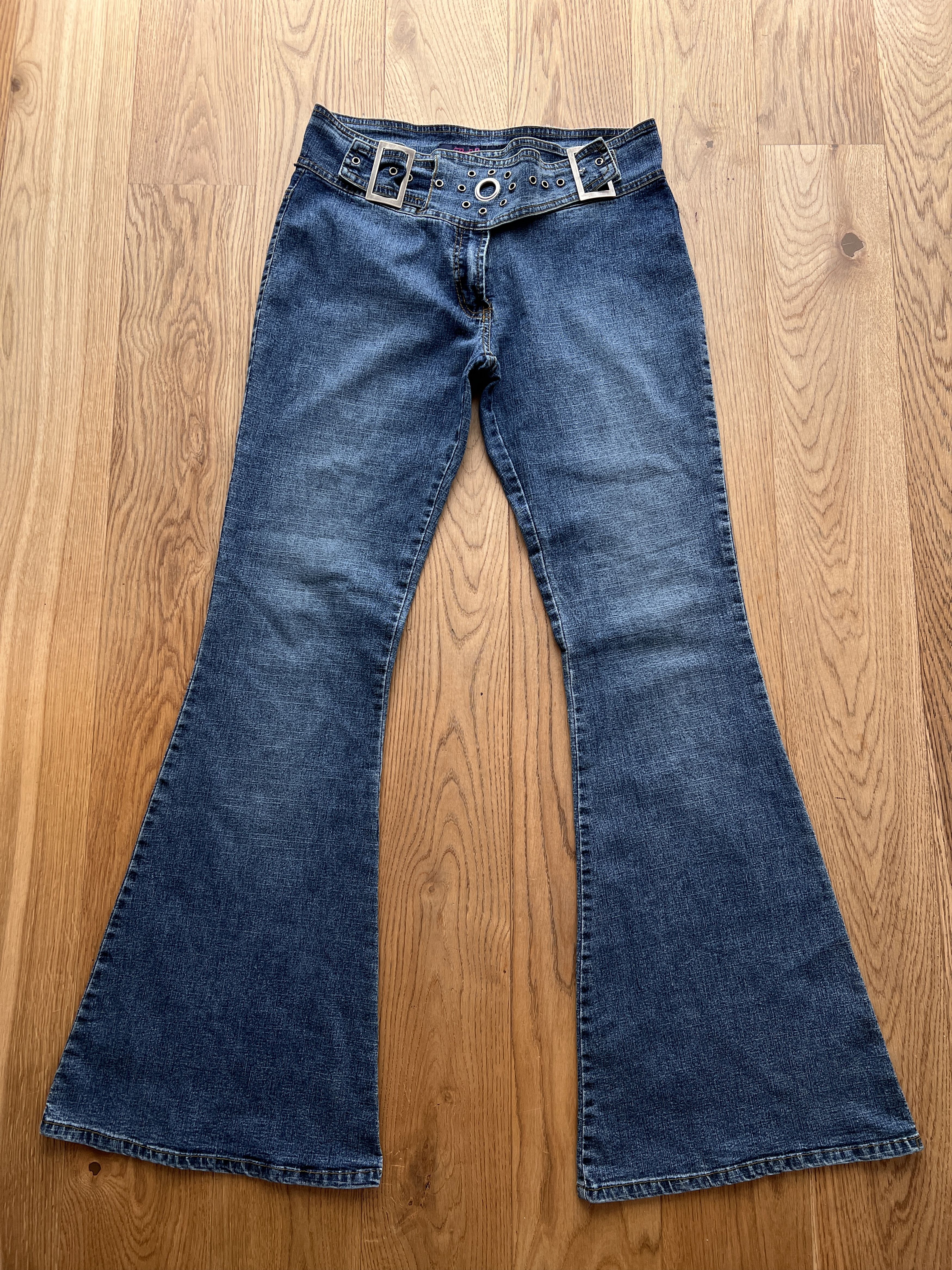 【mnem】Fishbone Ash Wide Denim Front Seam Jagged Hem Denim Skinny Jeans – O2 Denim