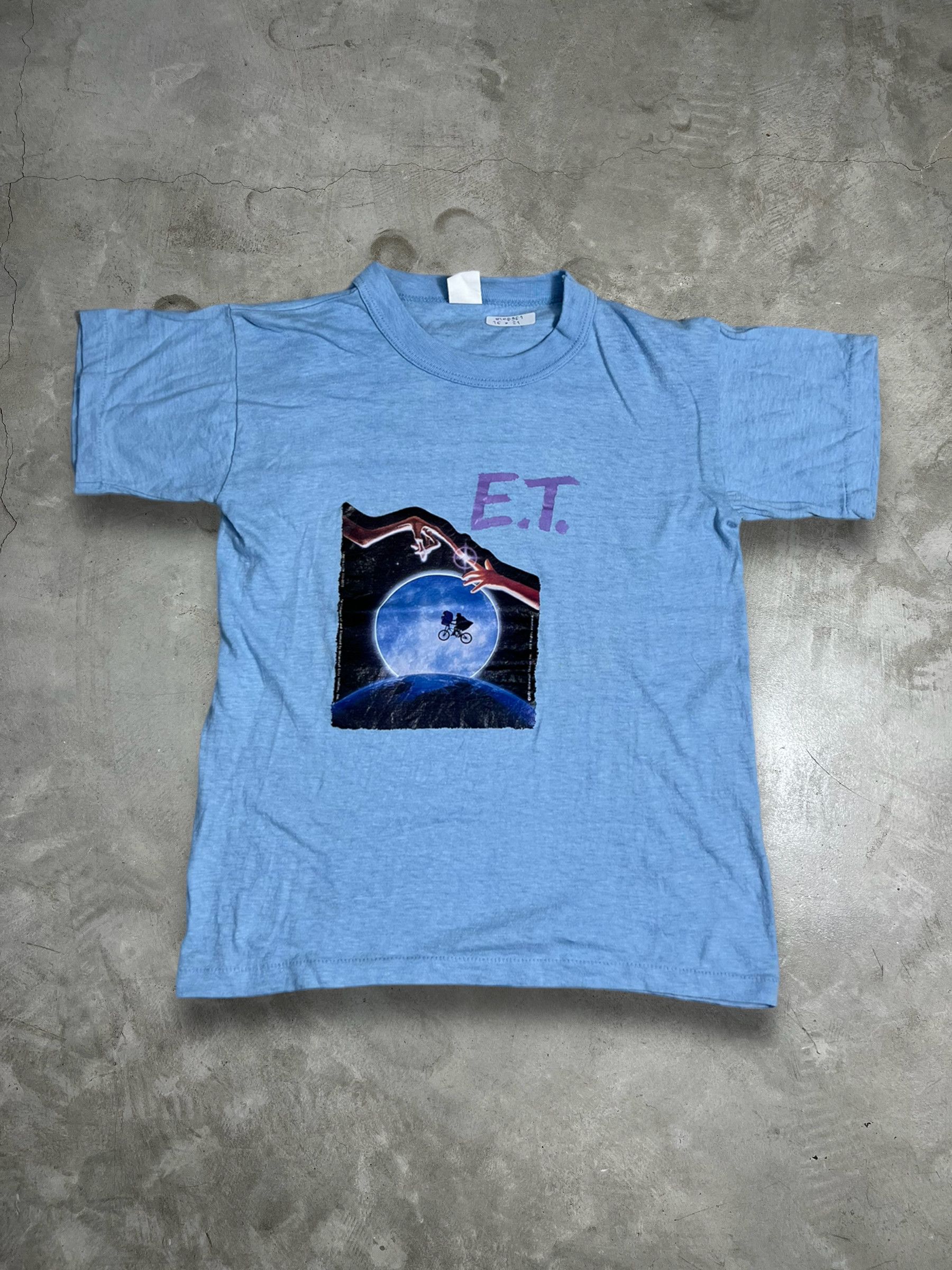 image of VTG 80's E.t. The Extra-Terrestrial Movie Promo T (L) Gtmd961 in Sky Blue, Men's (Size Large)