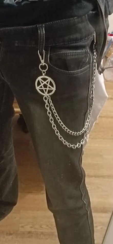 Other Punk Metal Chain Pentagram Keychains for Men Women Size ONE SIZE - 1 Thumbnail
