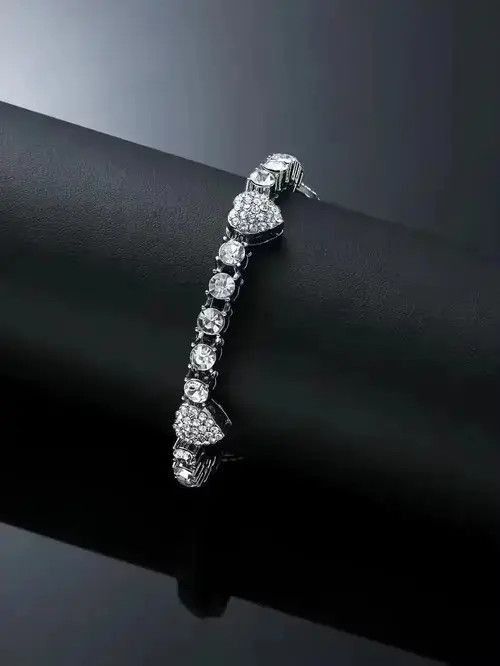 Vintage Retro Punk Rhinestone Heart Bracelet Chain Size ONE SIZE - 2 Thumbnail