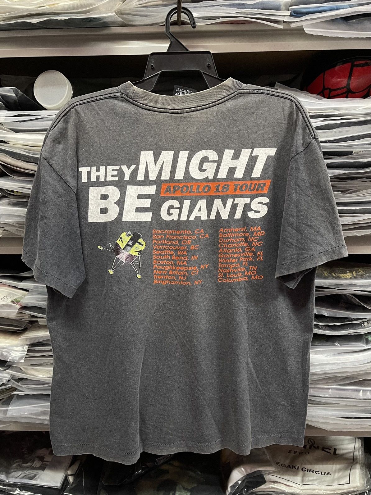 Vintage Vintage Sun Faded They Might Be Giants Apollo 18🔥🔥🔥 Size US XL / EU 56 / 4 - 7 Thumbnail