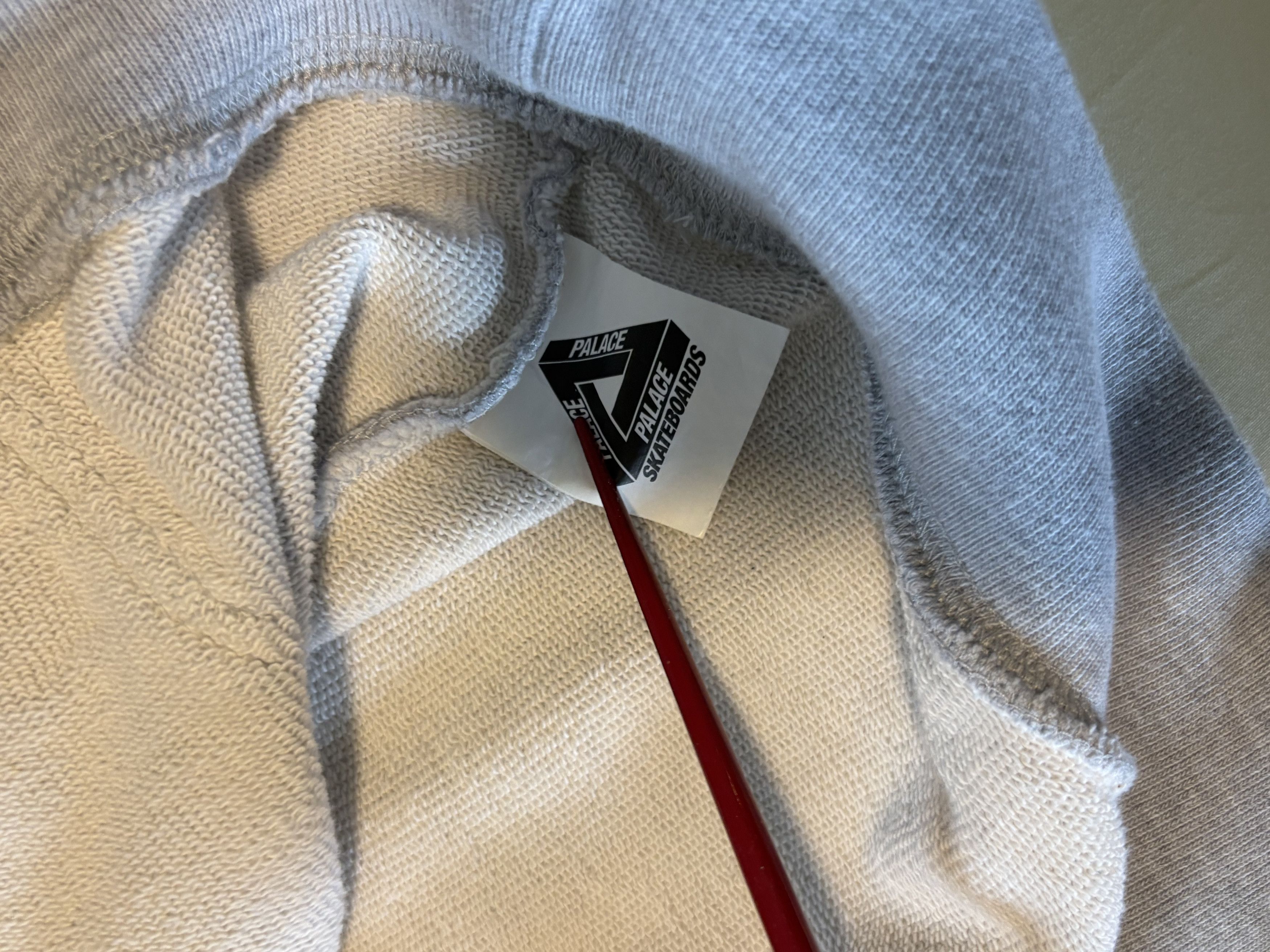 Palace ye old hoodie Size US L / EU 52-54 / 3 - 4 Thumbnail
