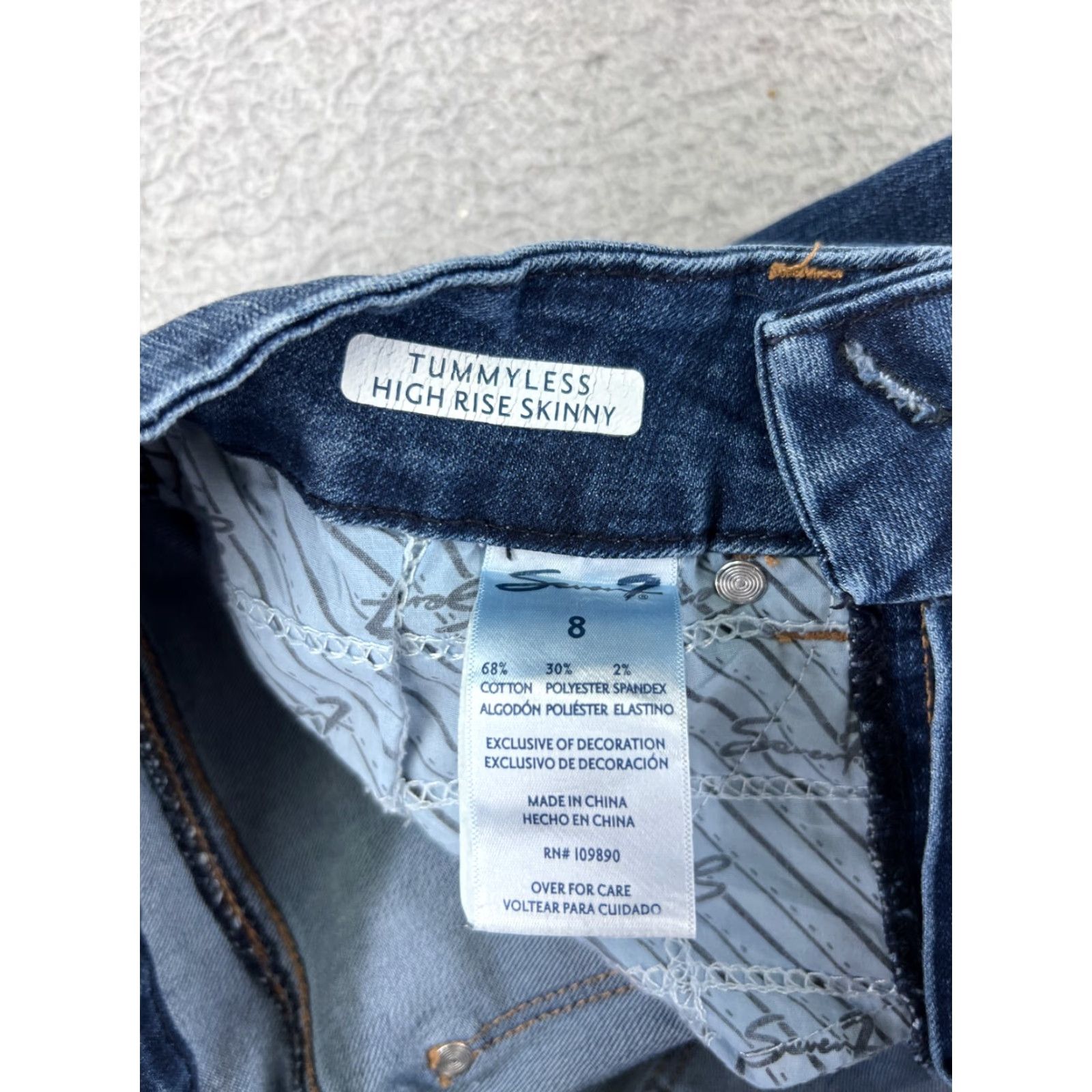 Vintage VINTAGE Seven7 Jeans Women 8 Blue Denim Tummyless Mid Rise Skinny Cotton Blend Jeans Women 8 Blue Distressed 5-Pocket Design Modern Fit Size 30" / US 8 / IT 44 - 4 Thumbnail