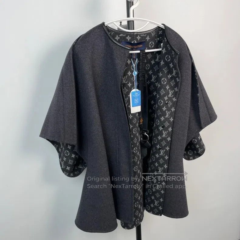 Louis Vuitton Louis Vuitton Grey wool blend with logo inside jacket Size XS / US 0-2 / IT 36-38 - 2 Thumbnail