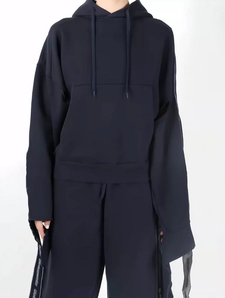 Vetements Vetements Navy Blue Ribbon Design Hoodie Oversize S Size Size US S / EU 44-46 / 1 - 1 Thumbnail