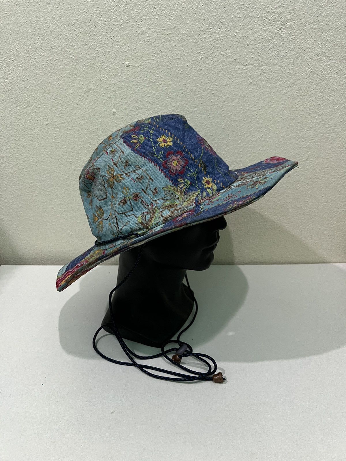 Japanese Brand Japanese Brand Overprint Bucket Hats Size ONE SIZE - 4 Thumbnail