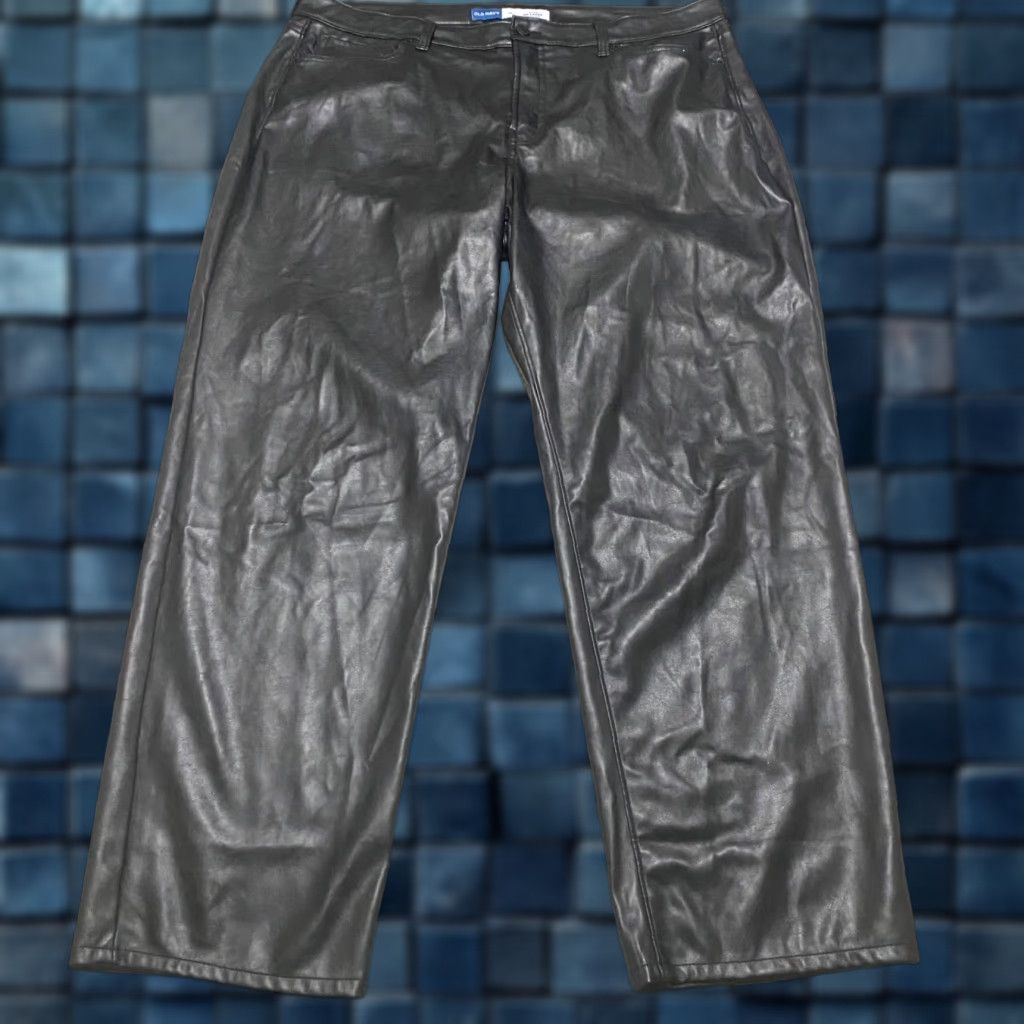 Old Navy Old Navy Pants Womens 18 Black High-Rise OG Loose Straight Faux Leather Vegan Pants Womens 18 Black High-Rise OG Loose Straight Faux Leather Vegan Size 40" / US 18 - 1 Thumbnail