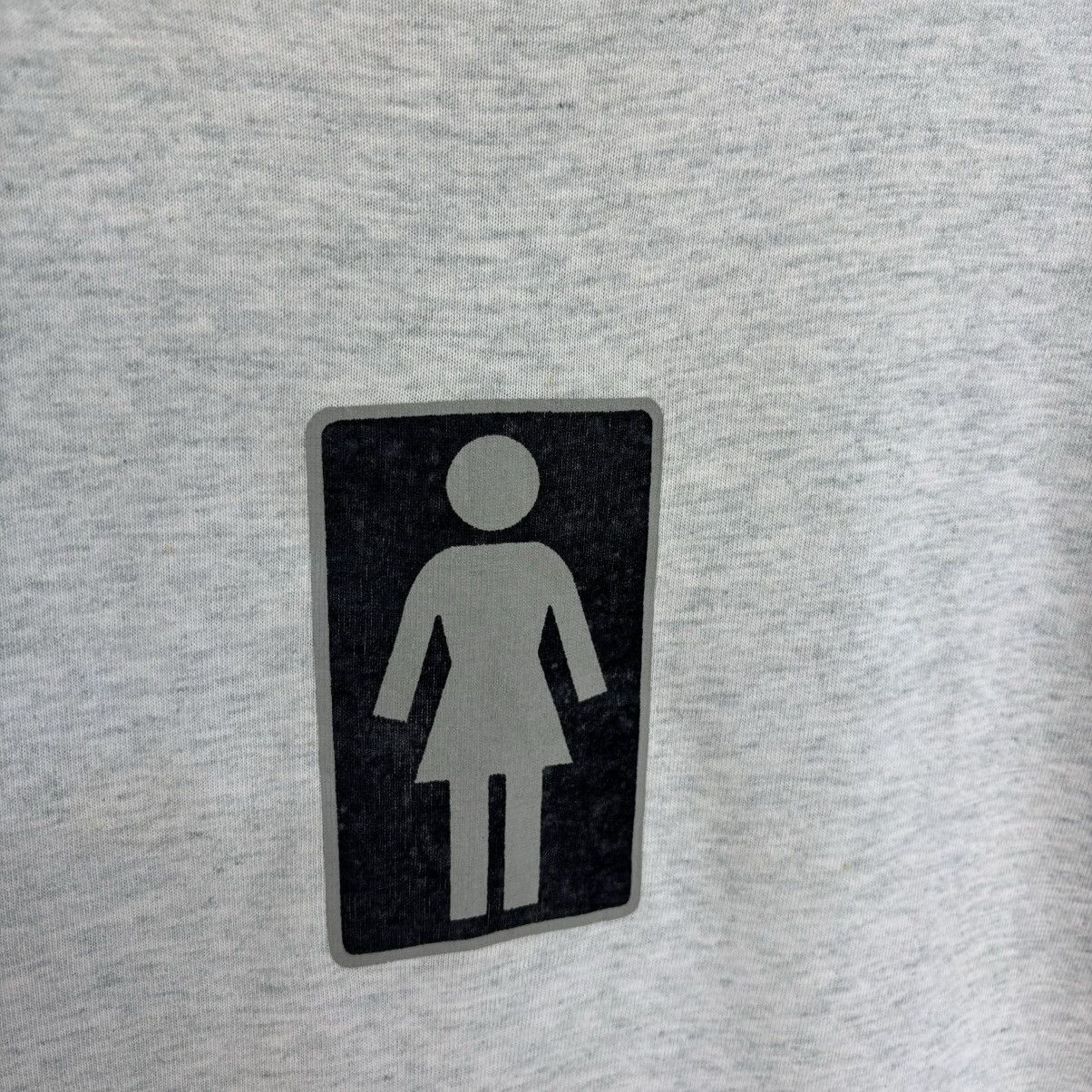 Girl Skateboards × Vintage Vintage 90s Girl Skateboards Logo Single Stitches T-shirt Size US M / EU 48-50 / 2 - 3 Thumbnail