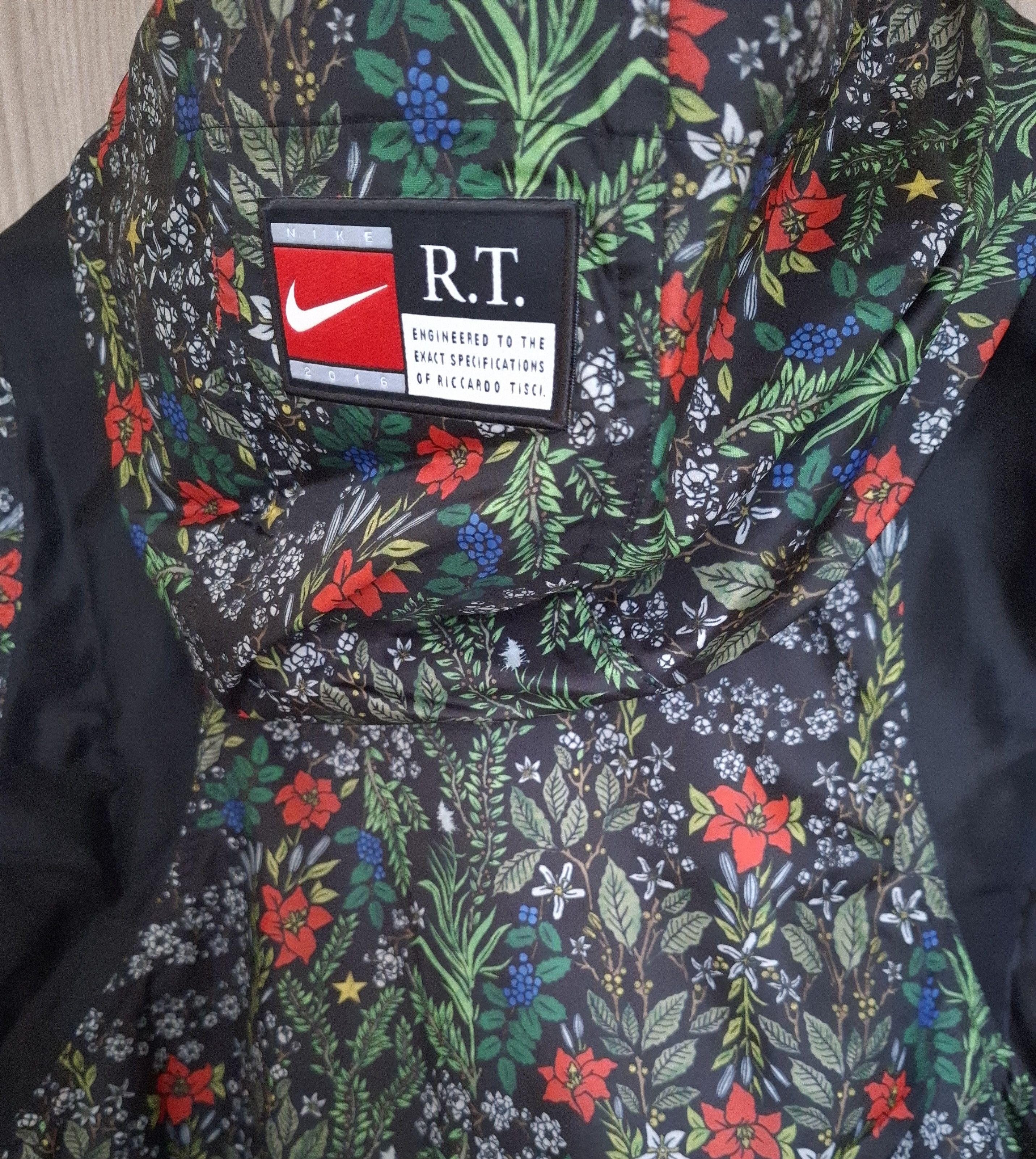 Nike × Riccardo Tisci Nike x Riccardo Tisci Floral Jacket M 827069-010 nikelab rt Size M / US 6-8 / IT 42-44 - 7 Thumbnail