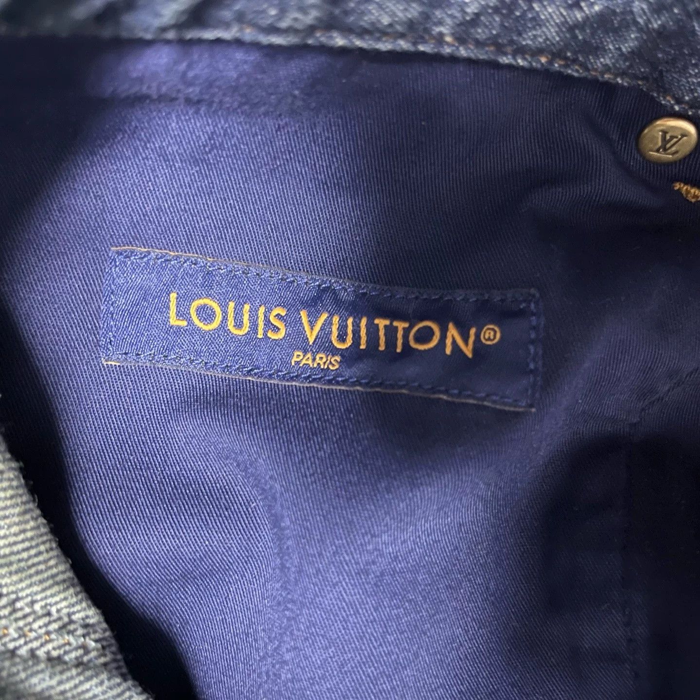 Louis Vuitton Louis Vuitton Logo Embossed Cargo Jeans Size US 34 / EU 50 - 4 Thumbnail