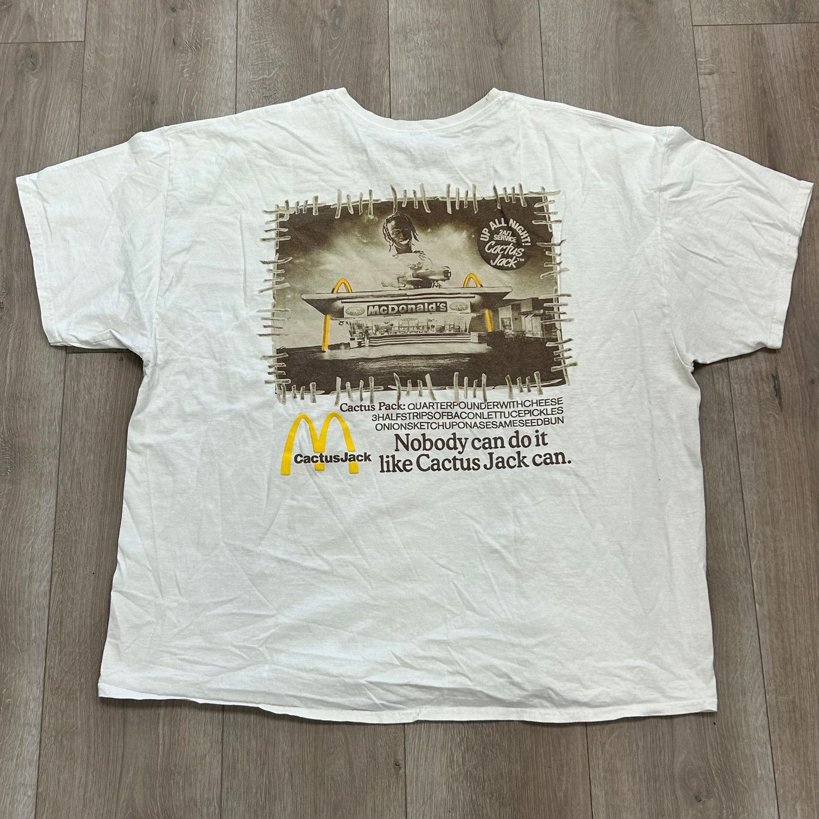 Travis Scott Travis Scott McDonald's Cactus Jack Vintage Tee Size 2XL Size US XXL / EU 58 / 5 - 1 Thumbnail