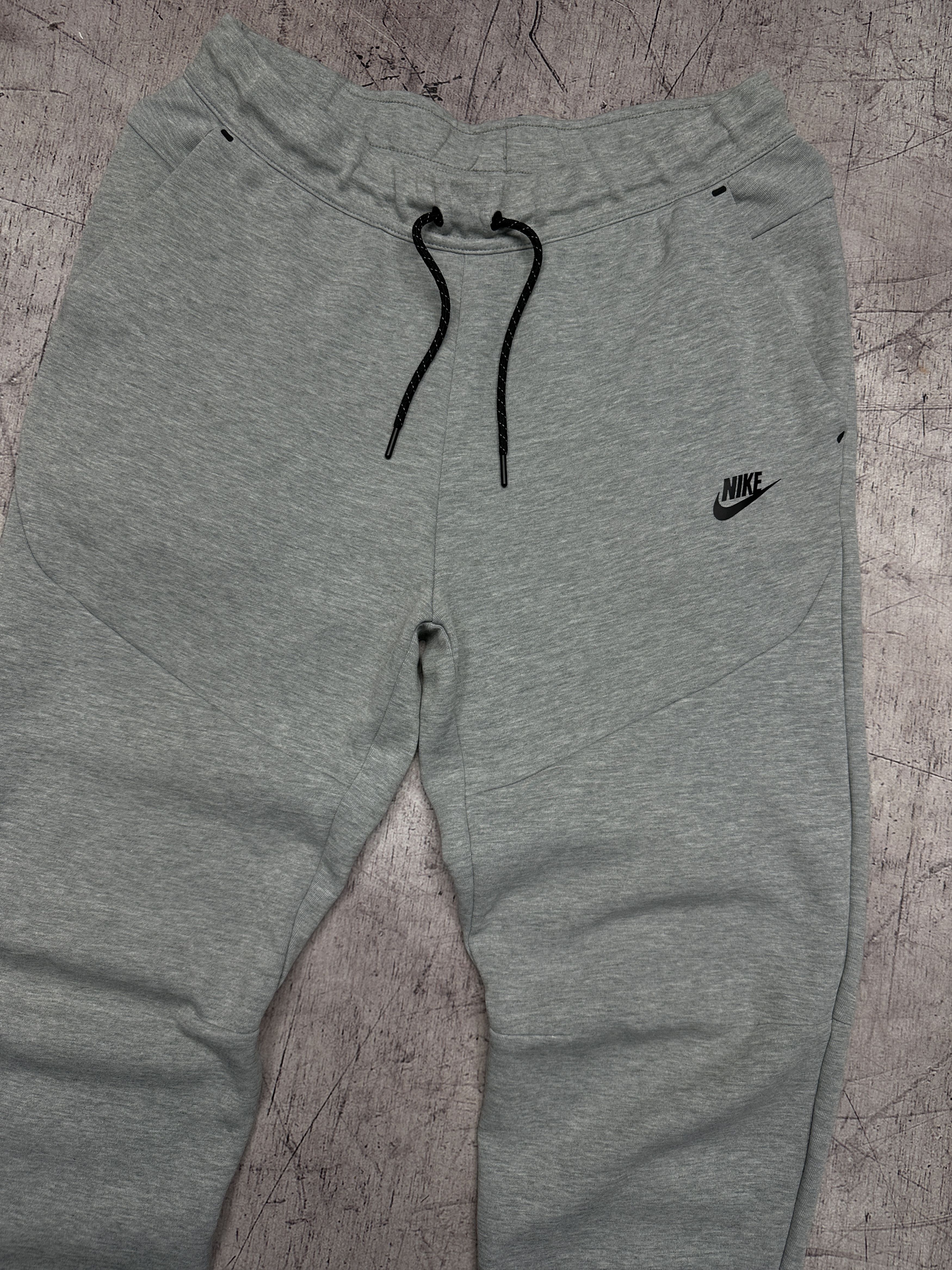Nike Nike Tech Fleece Mens Sweatpants Pants Size US 32 / EU 48 - 2 Thumbnail