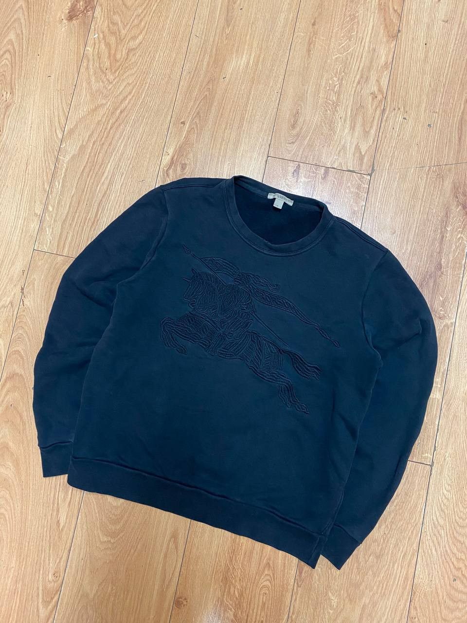 Burberry Burberry Black Embroidered Knight Sweatshirt Size US M / EU 48-50 / 2 - 1 Thumbnail