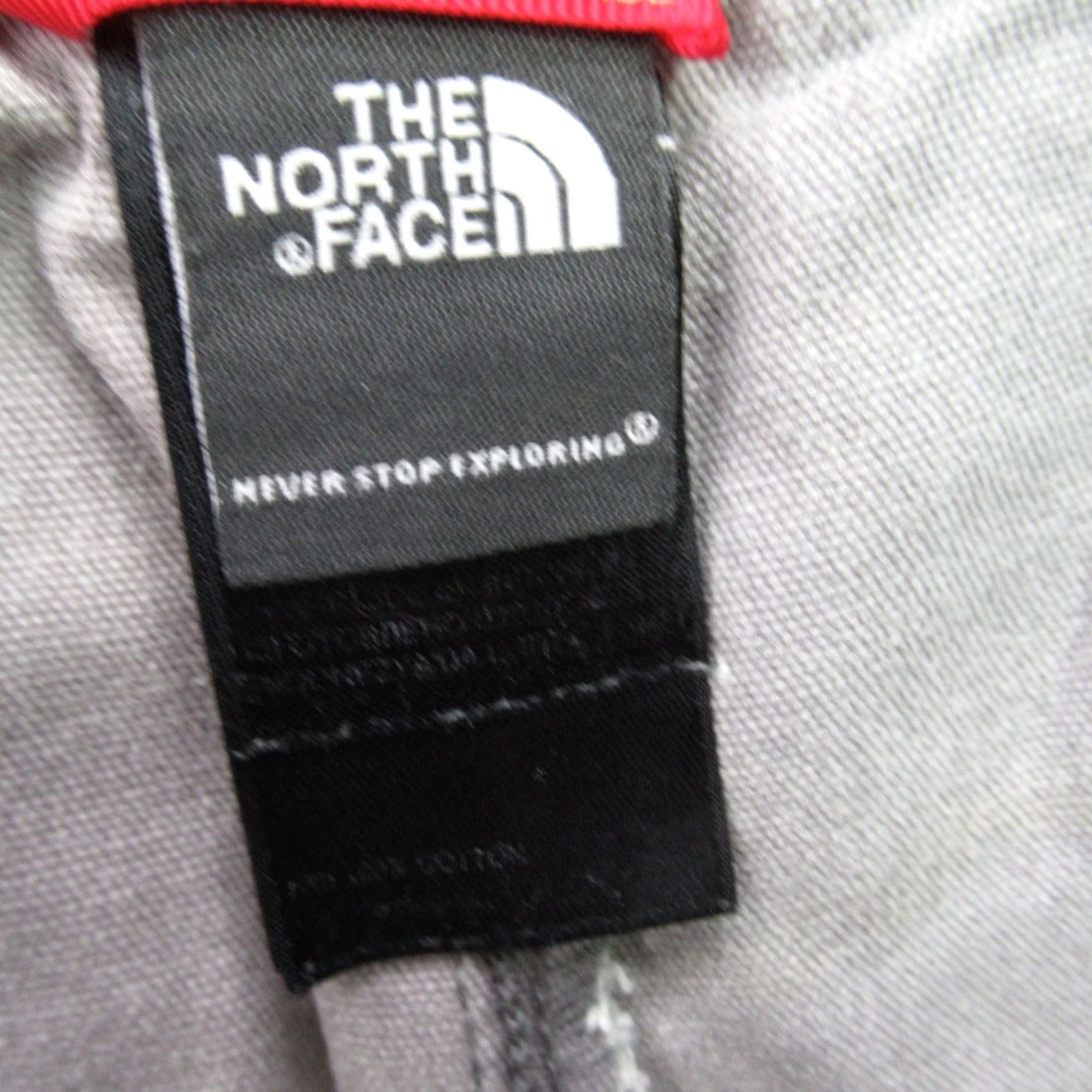 The North Face The North Face Shorts Womens 8 Gray Casual Chino Pockets Lightweight Size 30" / US 8 / IT 44 - 3 Thumbnail